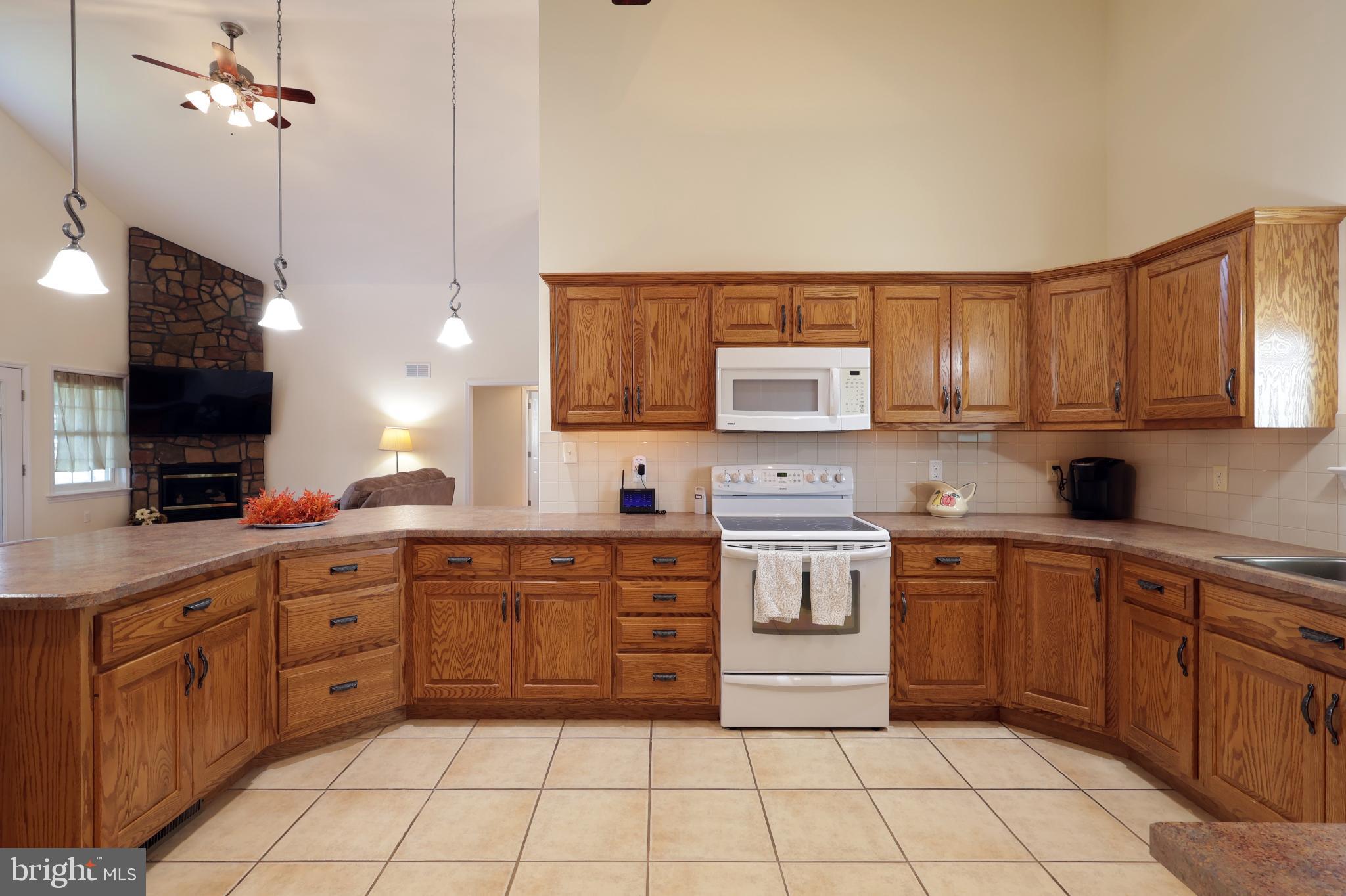 GLEN ACRES - Residential