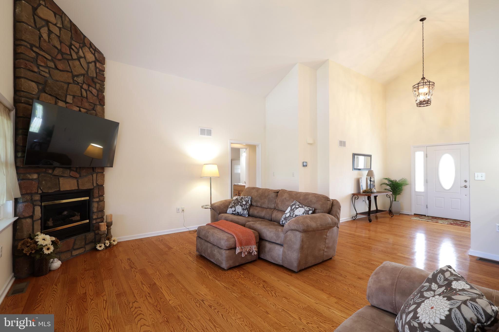 GLEN ACRES - Residential