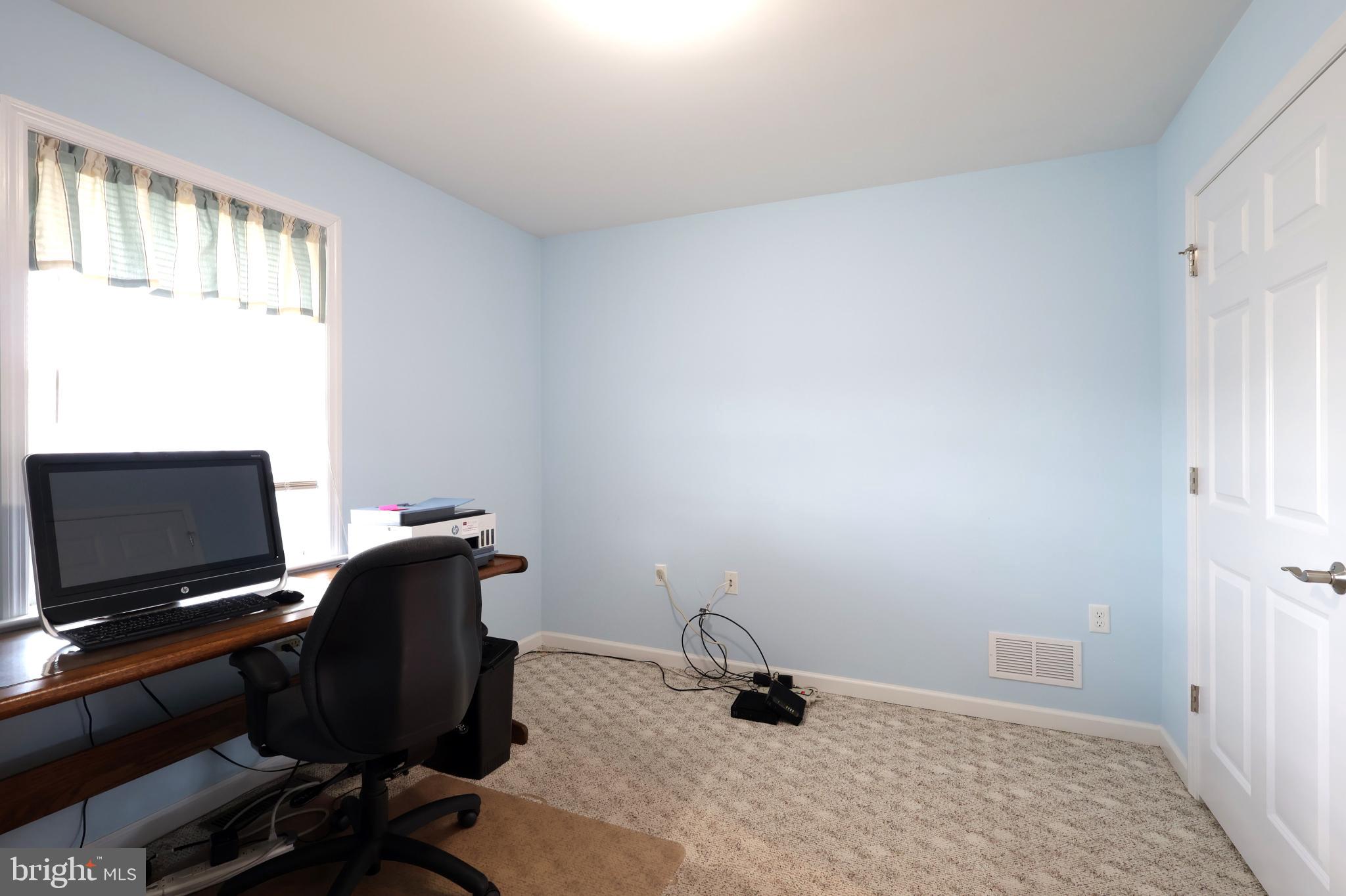 GLEN ACRES - Residential