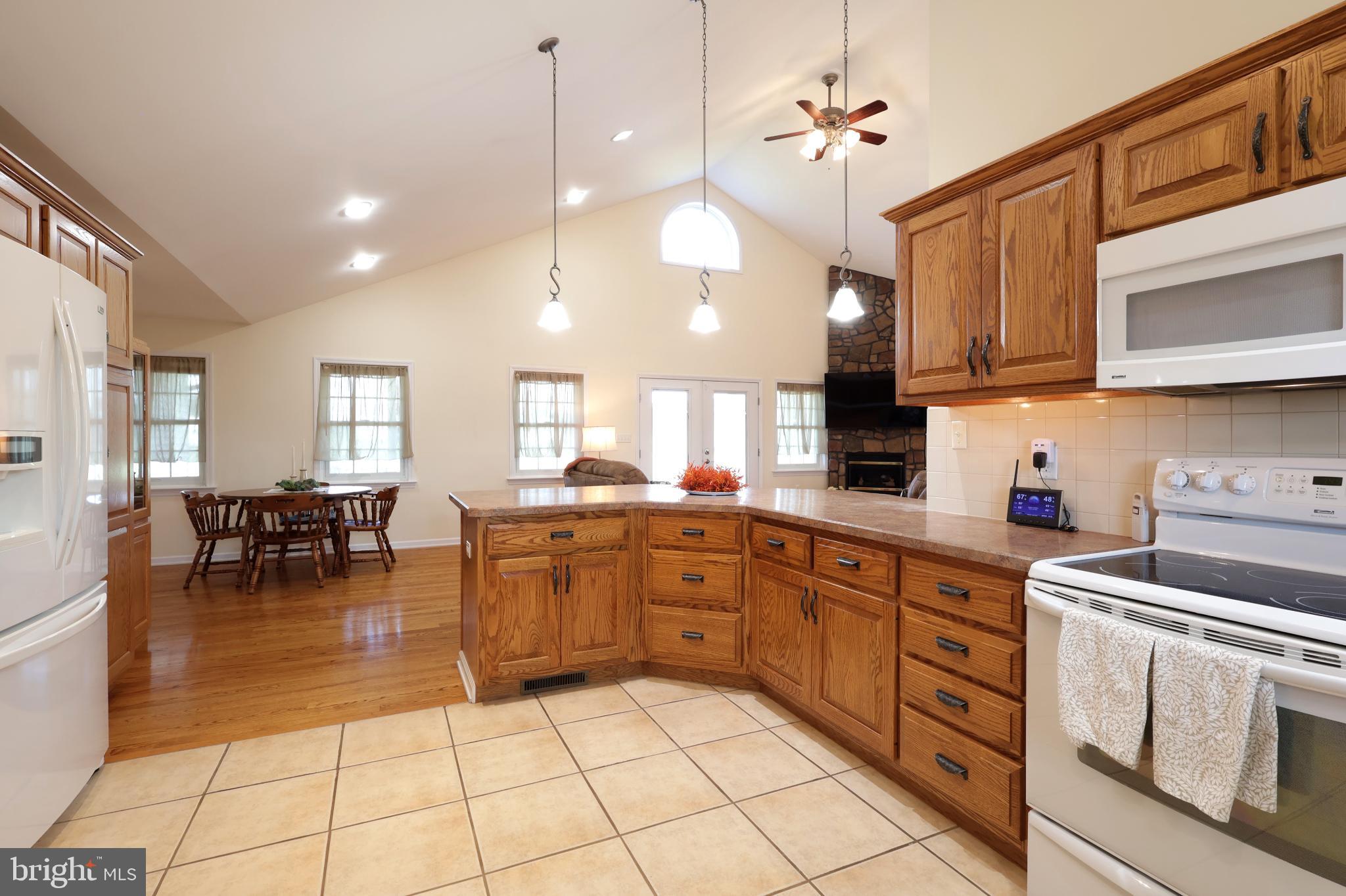 GLEN ACRES - Residential