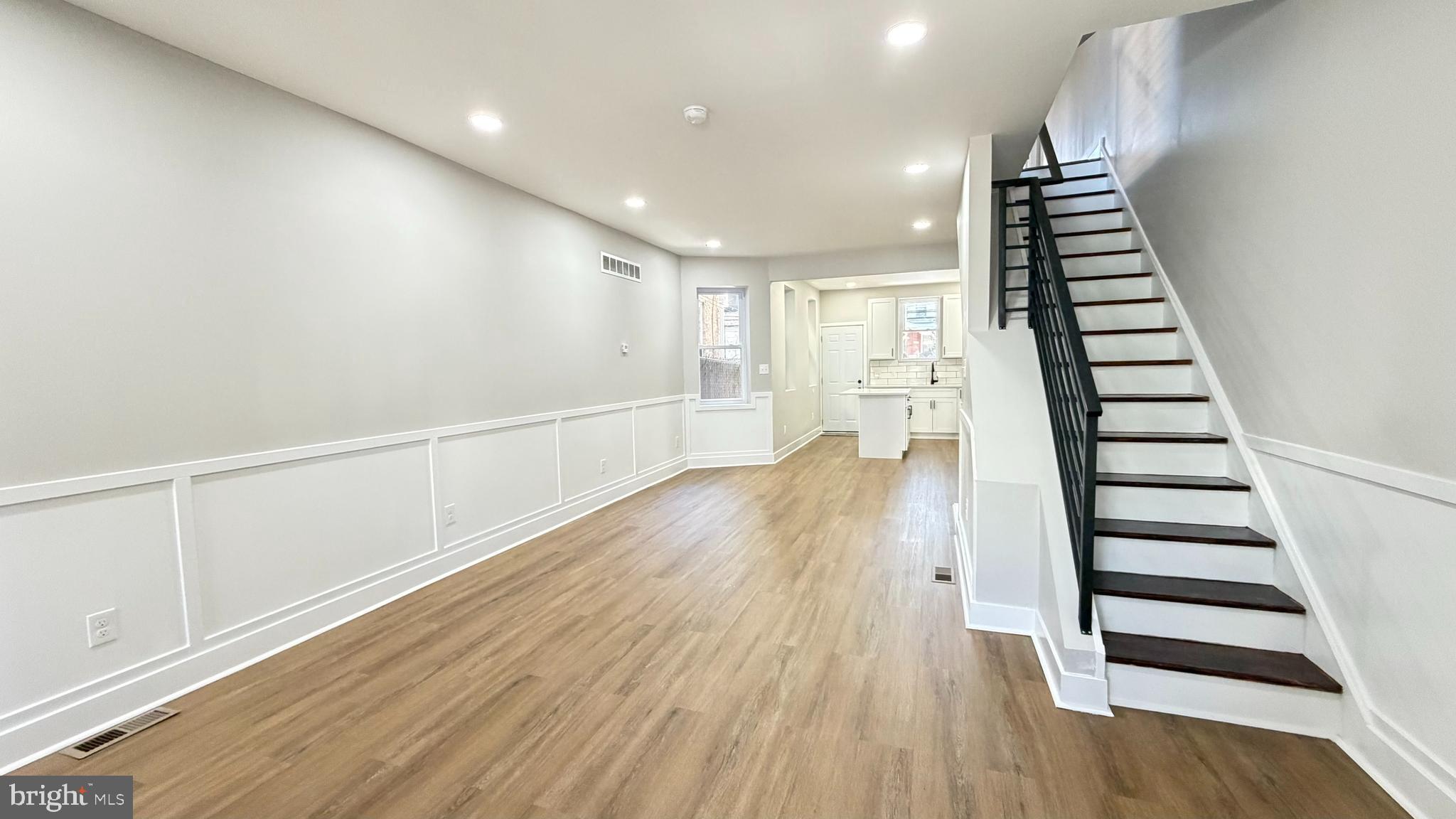 WEST KENSINGTON - Residential