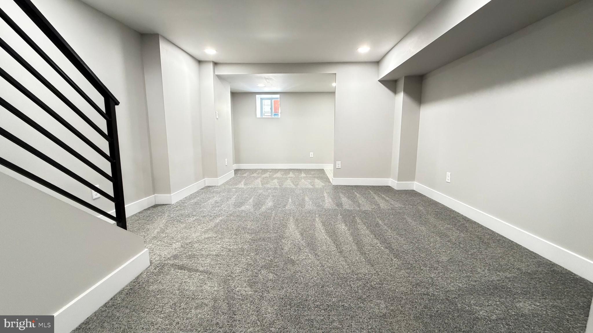 WEST KENSINGTON - Residential