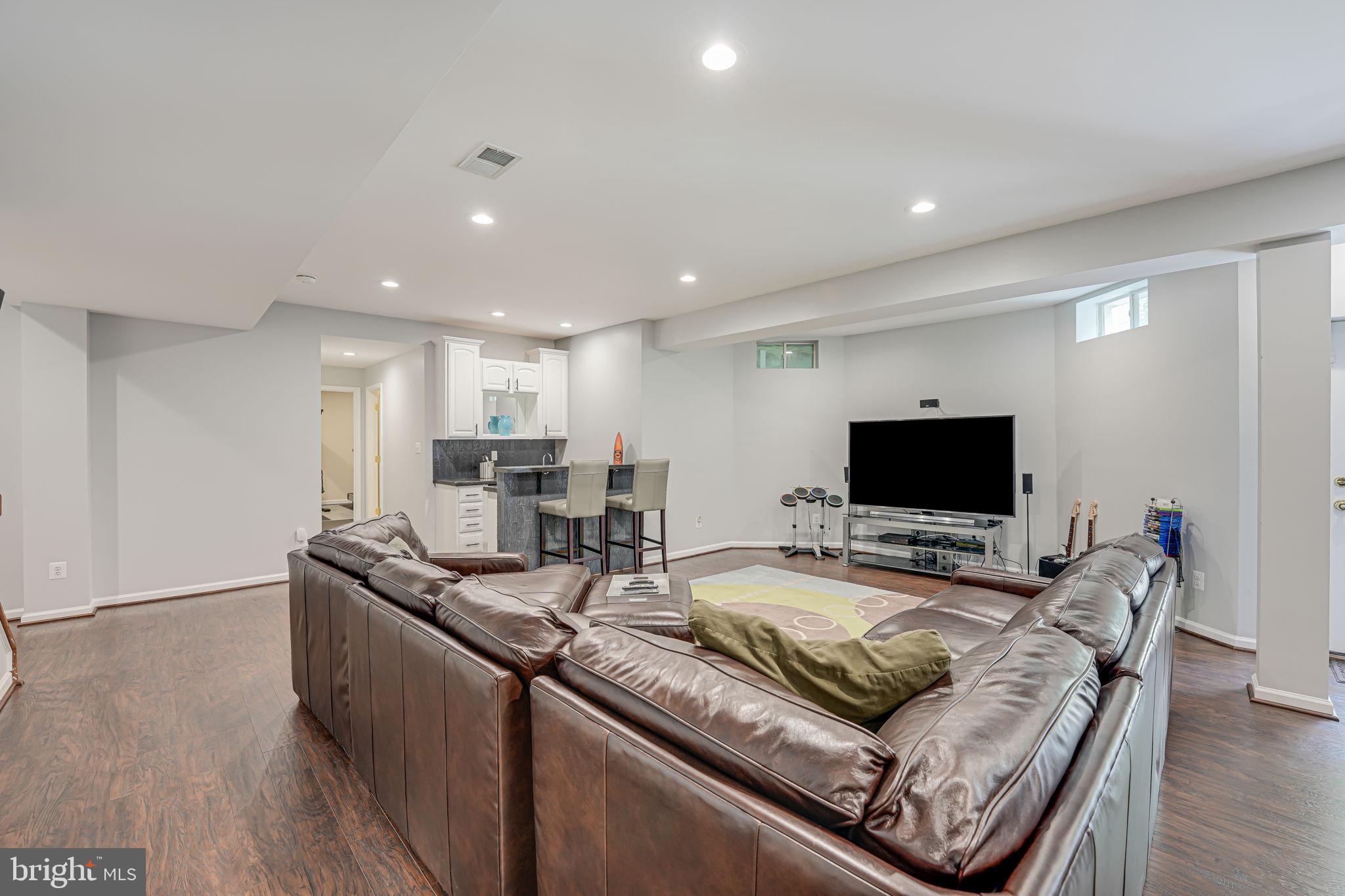 ESTATES OF FOREST RIDGE - Residential