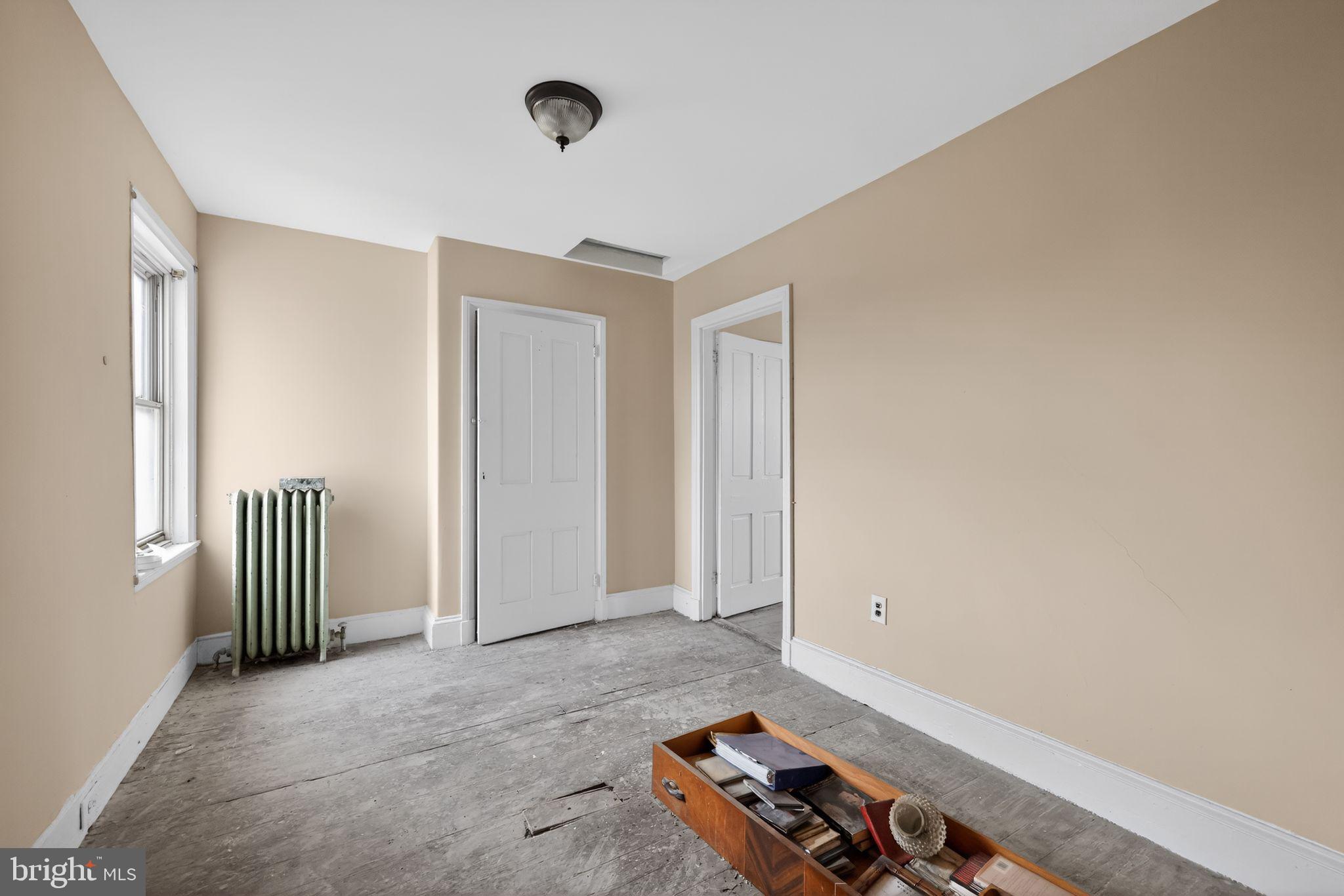 LUDLOW - Residential Income