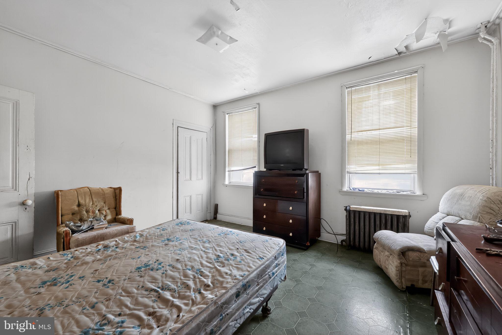 LUDLOW - Residential Income