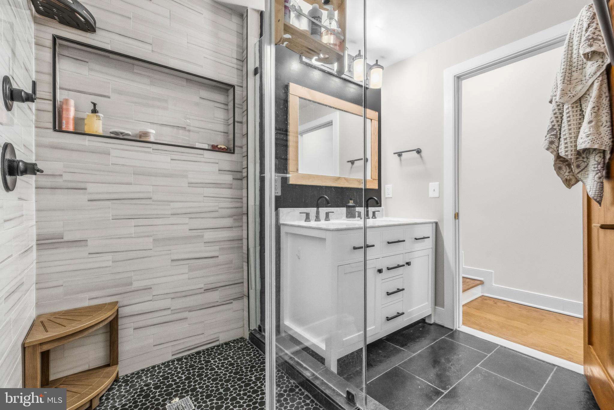 OLD TOWN ALEXANDRIA - Residential