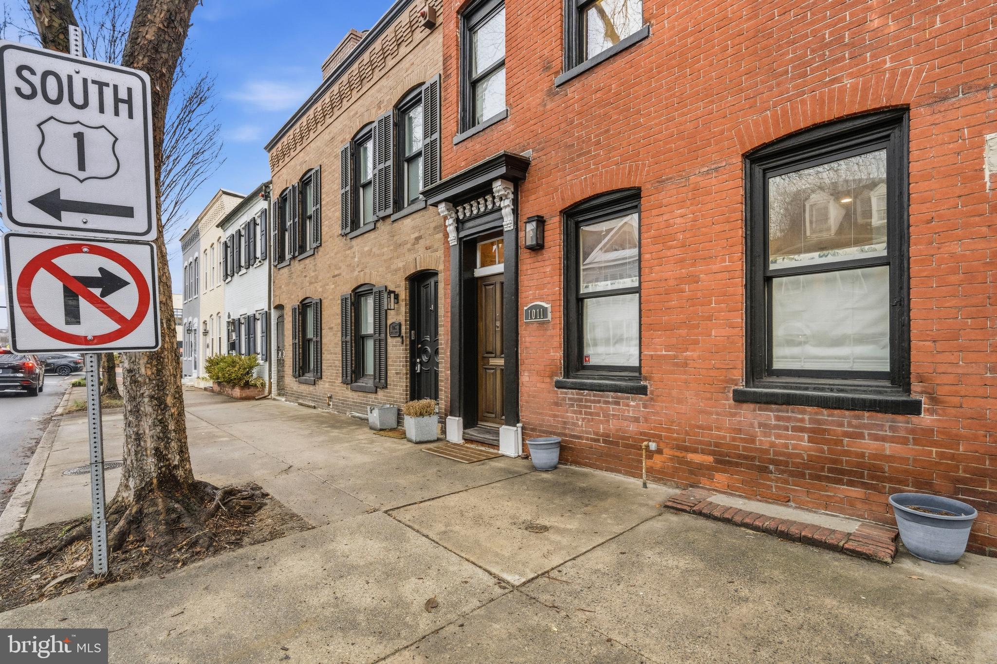 OLD TOWN ALEXANDRIA - Residential