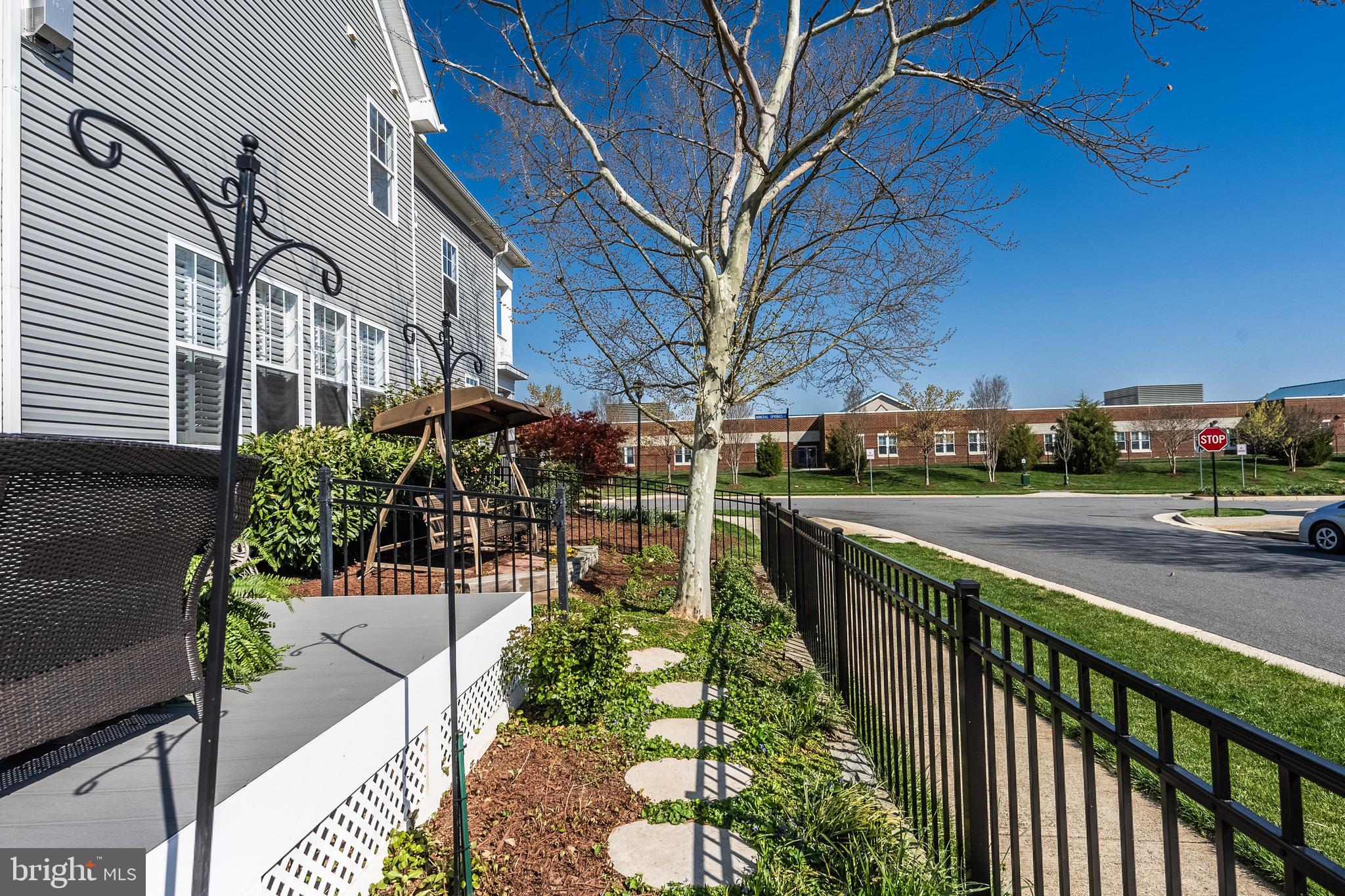 STONE RIDGE - Residential