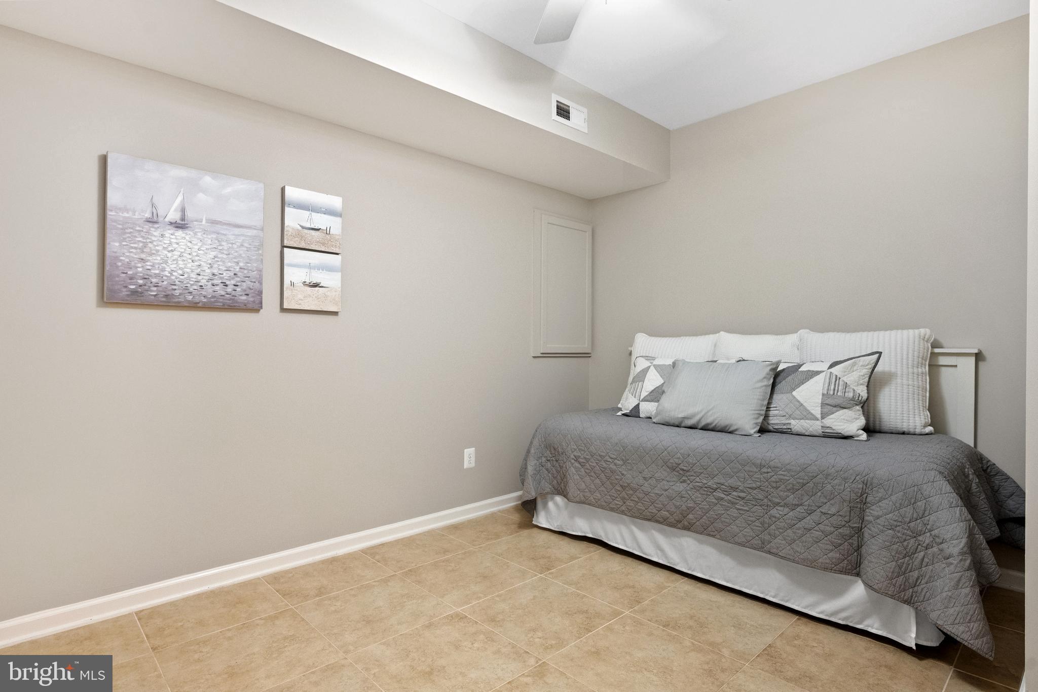 STONE RIDGE - Residential