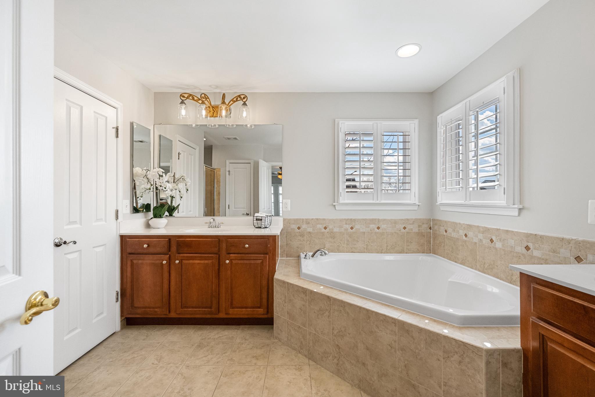 STONE RIDGE - Residential