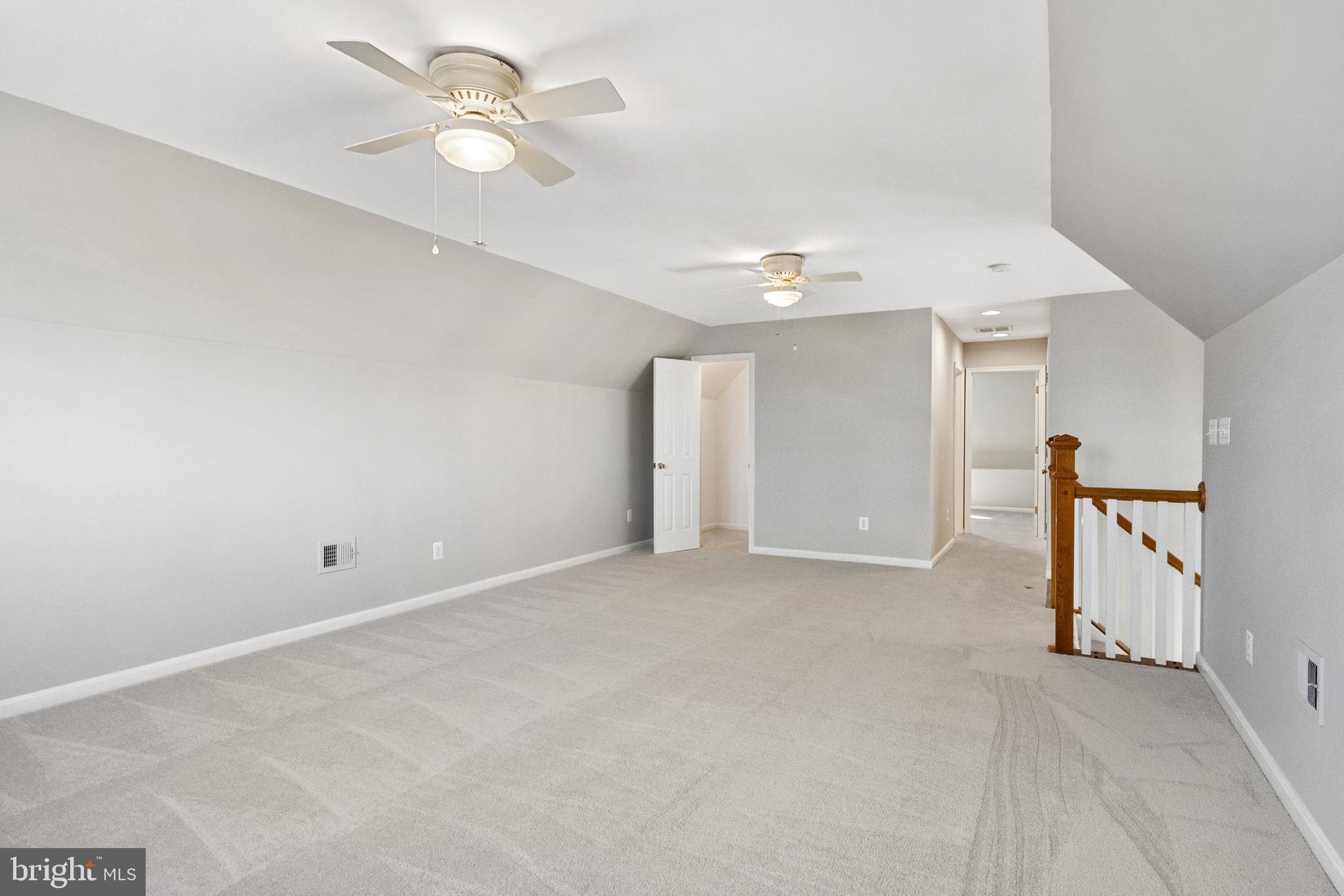 STONE RIDGE - Residential