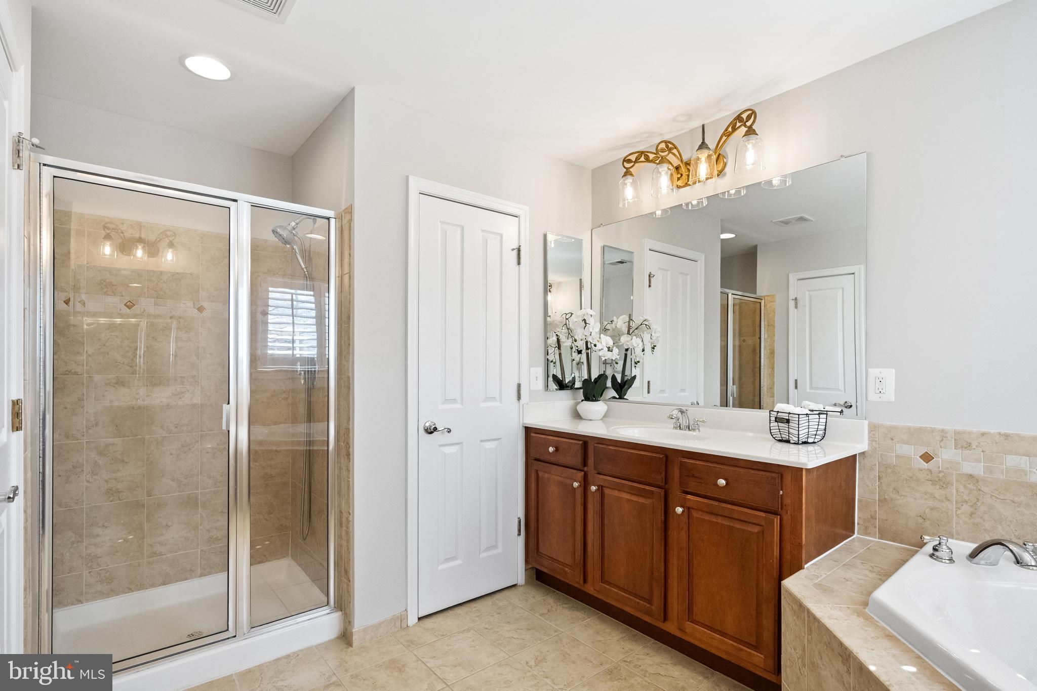 STONE RIDGE - Residential