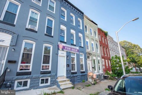 Townhouse For Sale - 1909 Harlem Avenue<br/> BALTIMORE, MD 21217