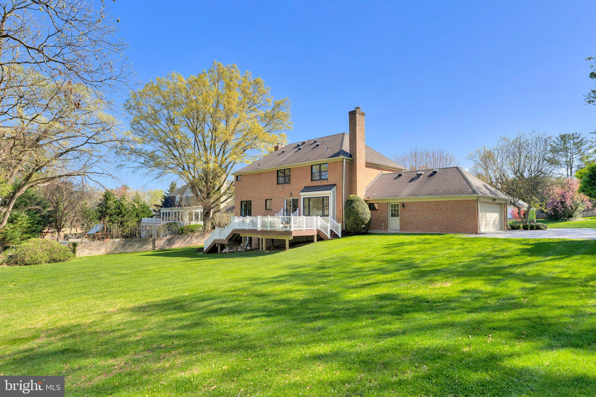 LYNWOOD - Residential