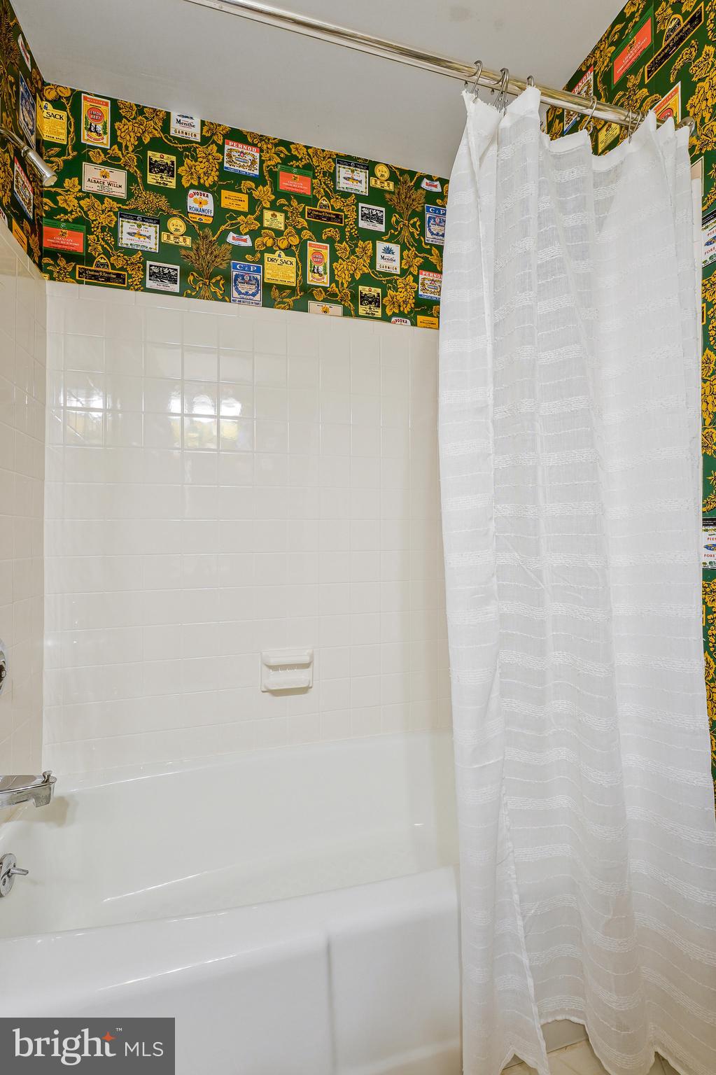 LYNWOOD - Residential