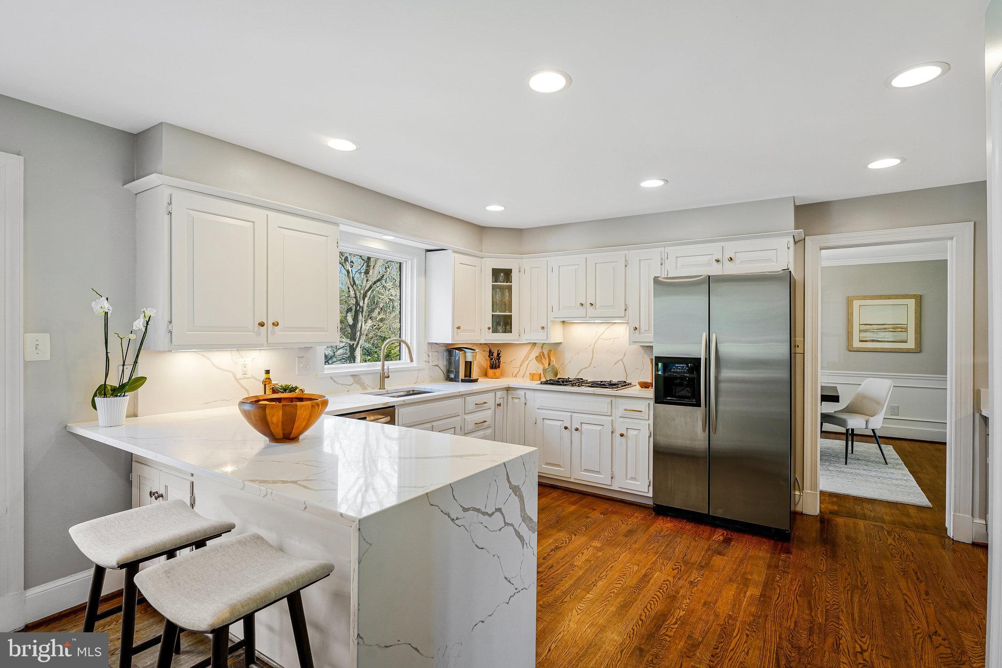 LYNWOOD - Residential