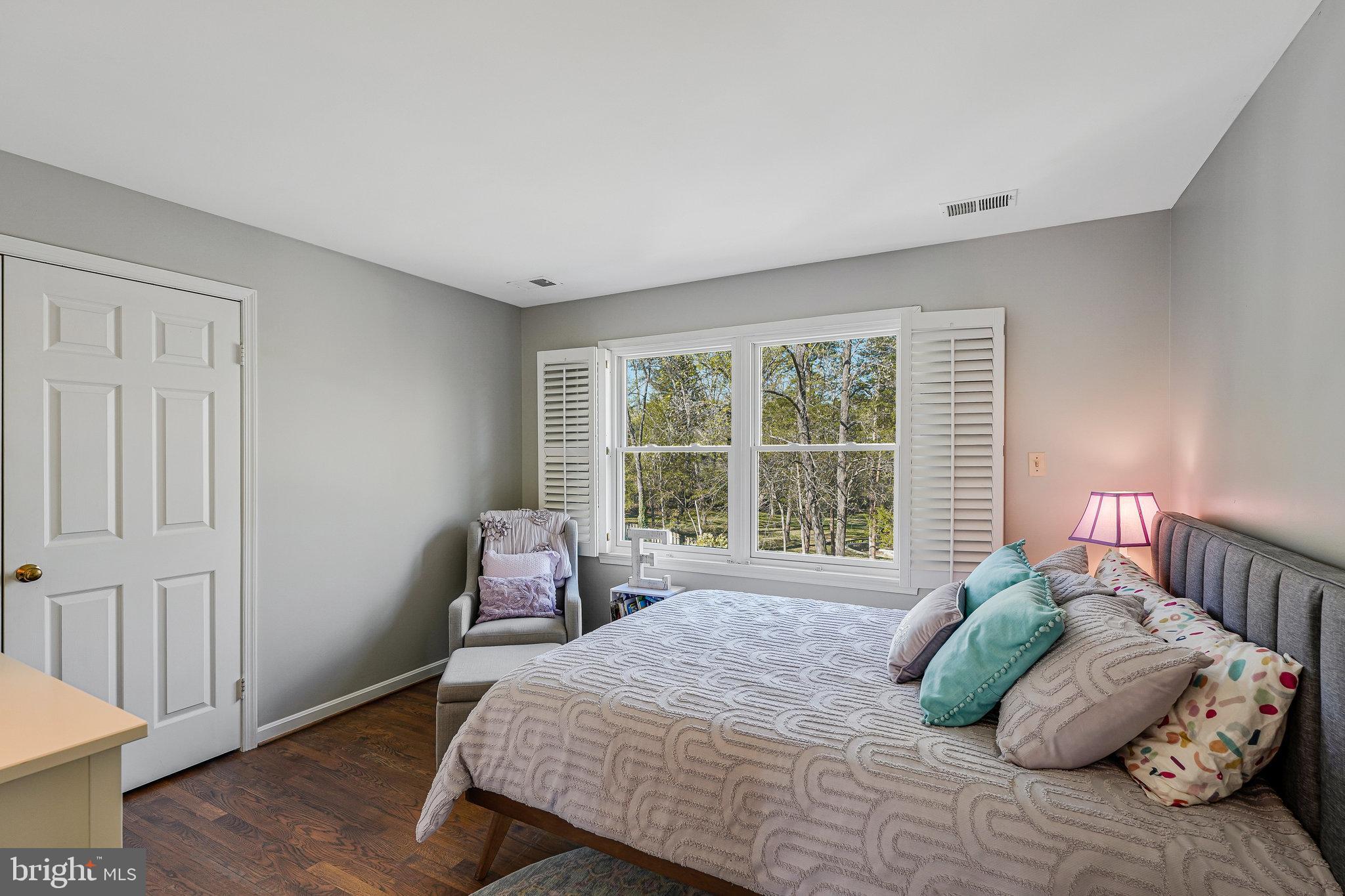 LYNWOOD - Residential