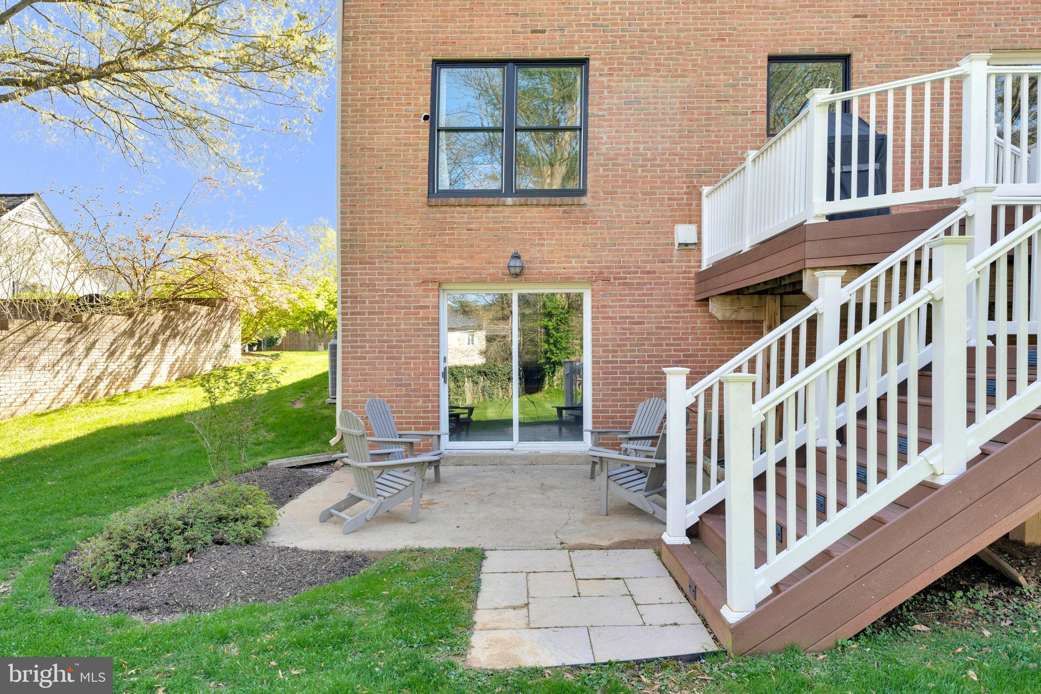 LYNWOOD - Residential