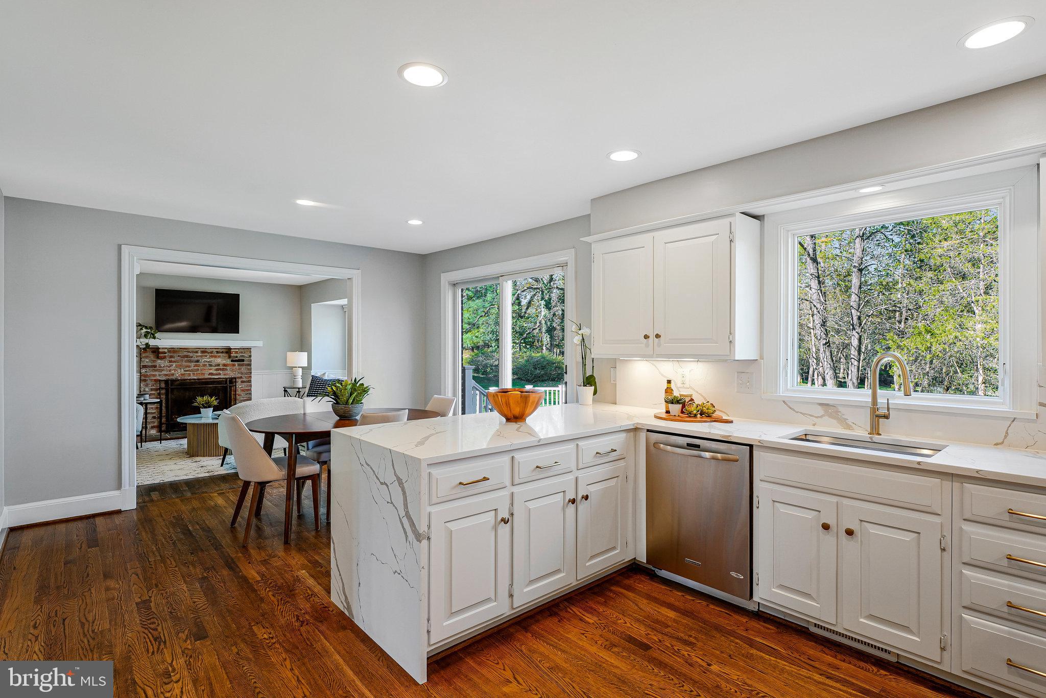 LYNWOOD - Residential