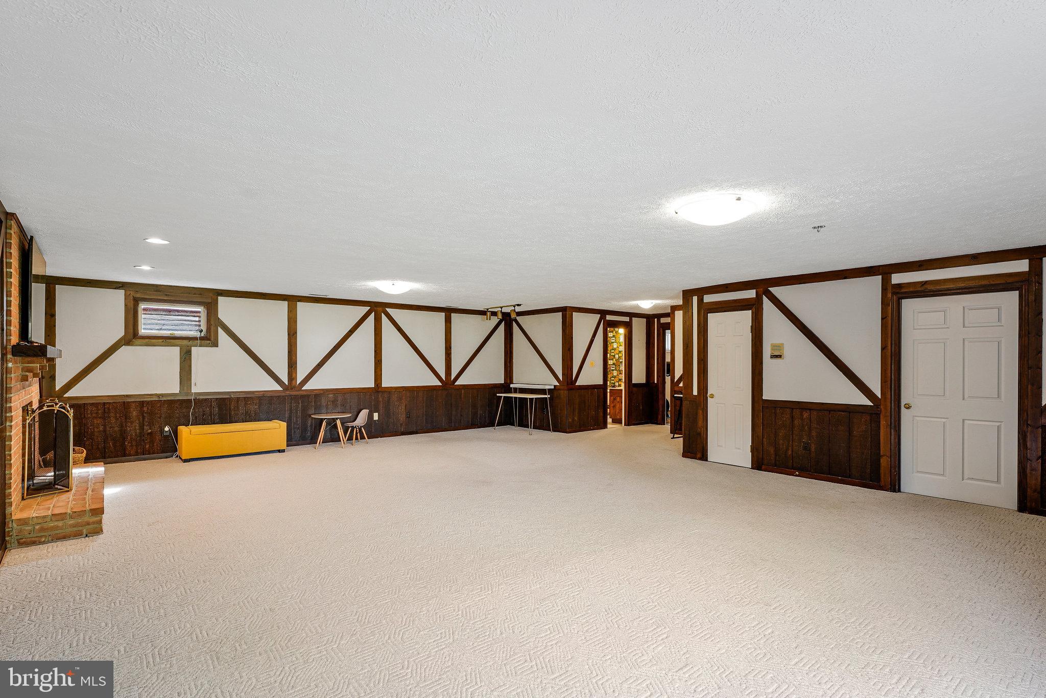 LYNWOOD - Residential