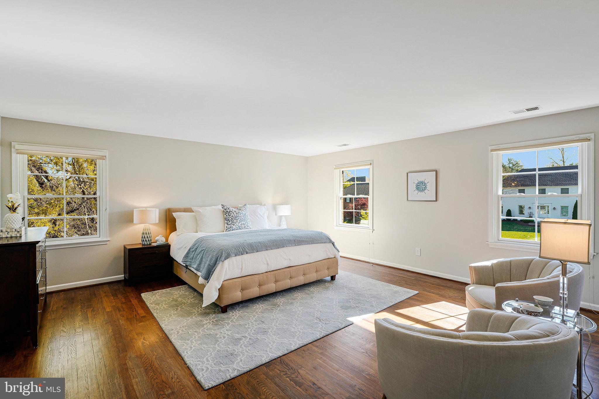 LYNWOOD - Residential