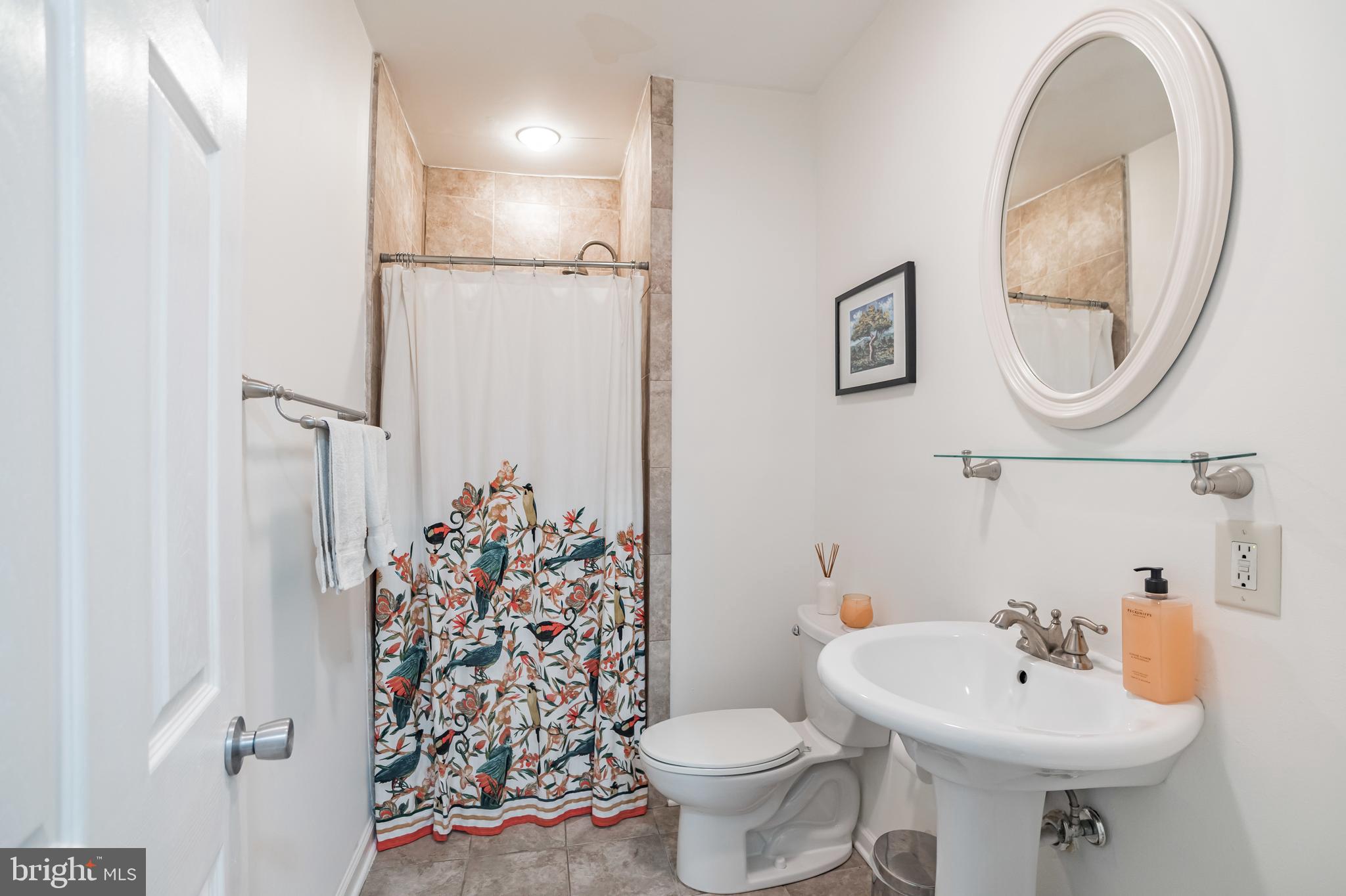 CONSHOHOCKEN - Residential