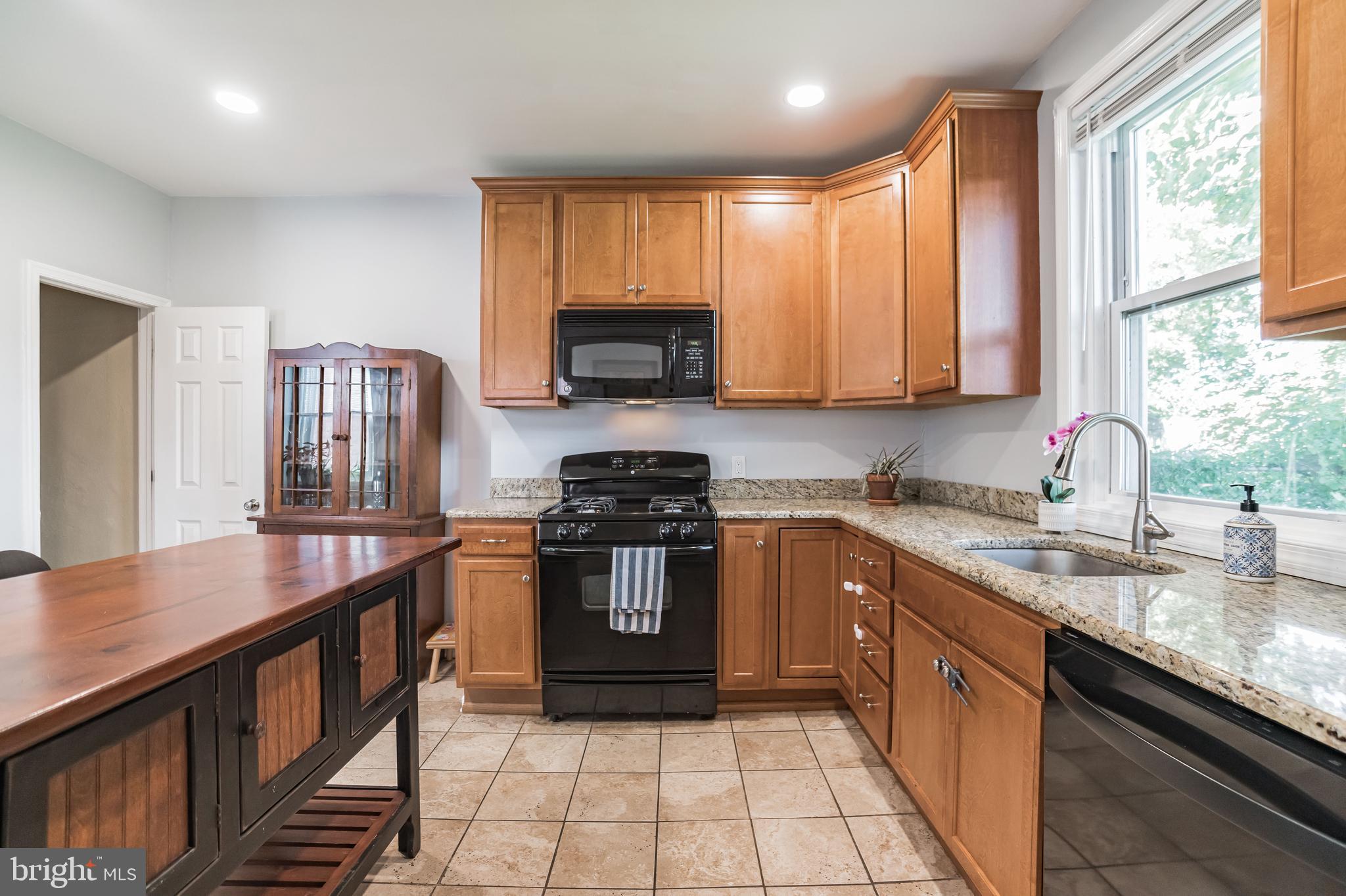 CONSHOHOCKEN - Residential