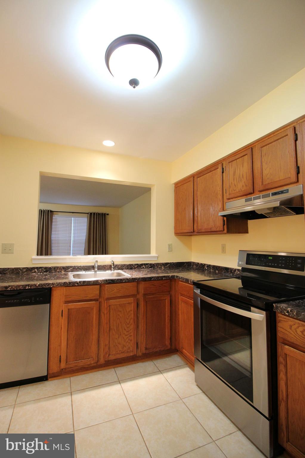 WILLOW COVE MANORS - Residential Lease