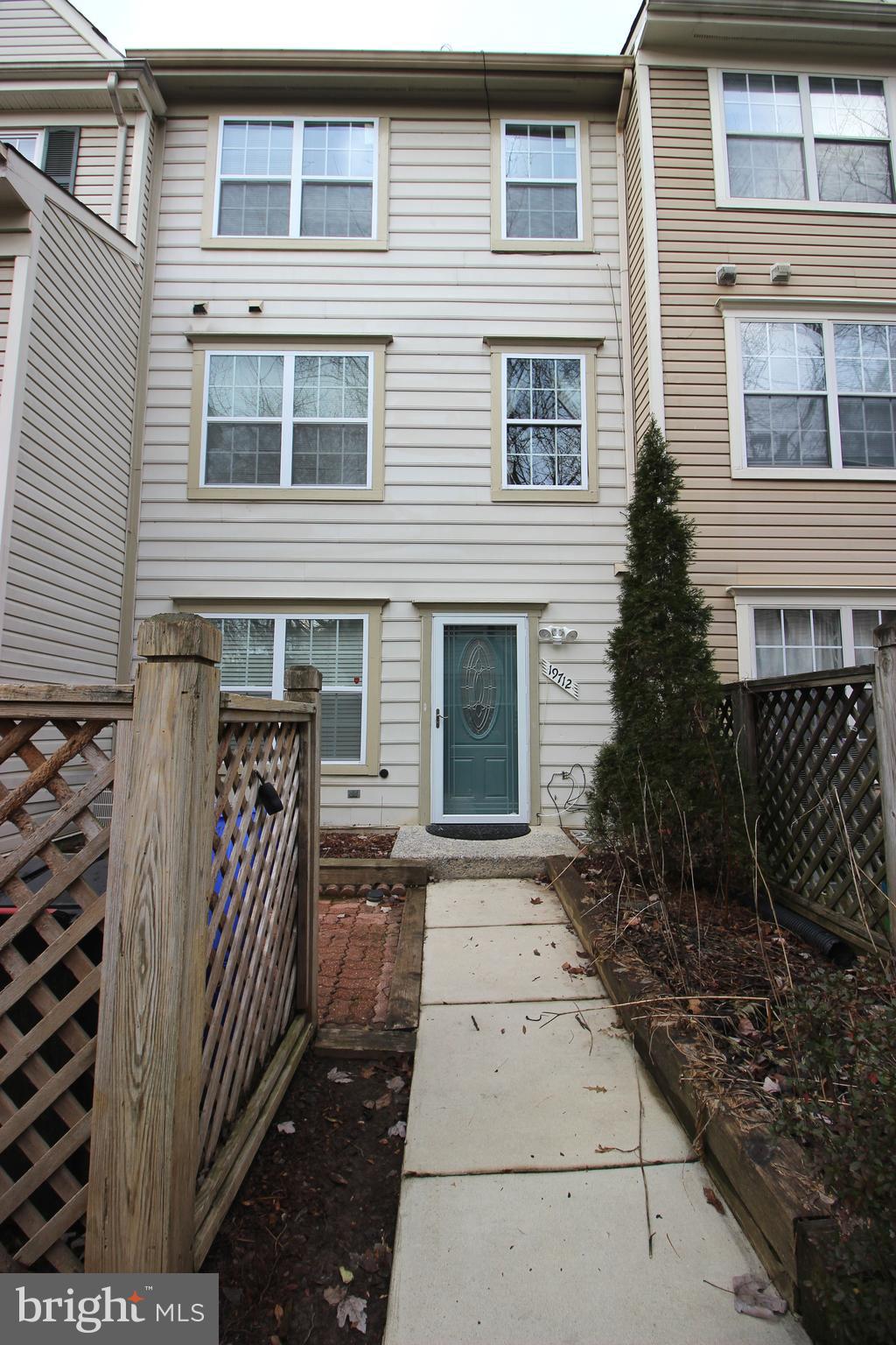 WILLOW COVE MANORS - Residential Lease