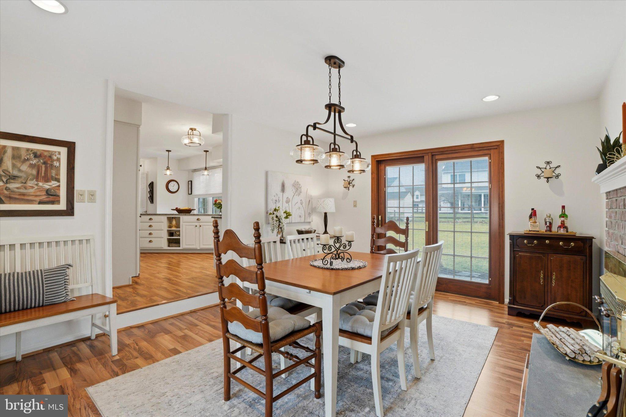 STERLING KNOLL - Residential