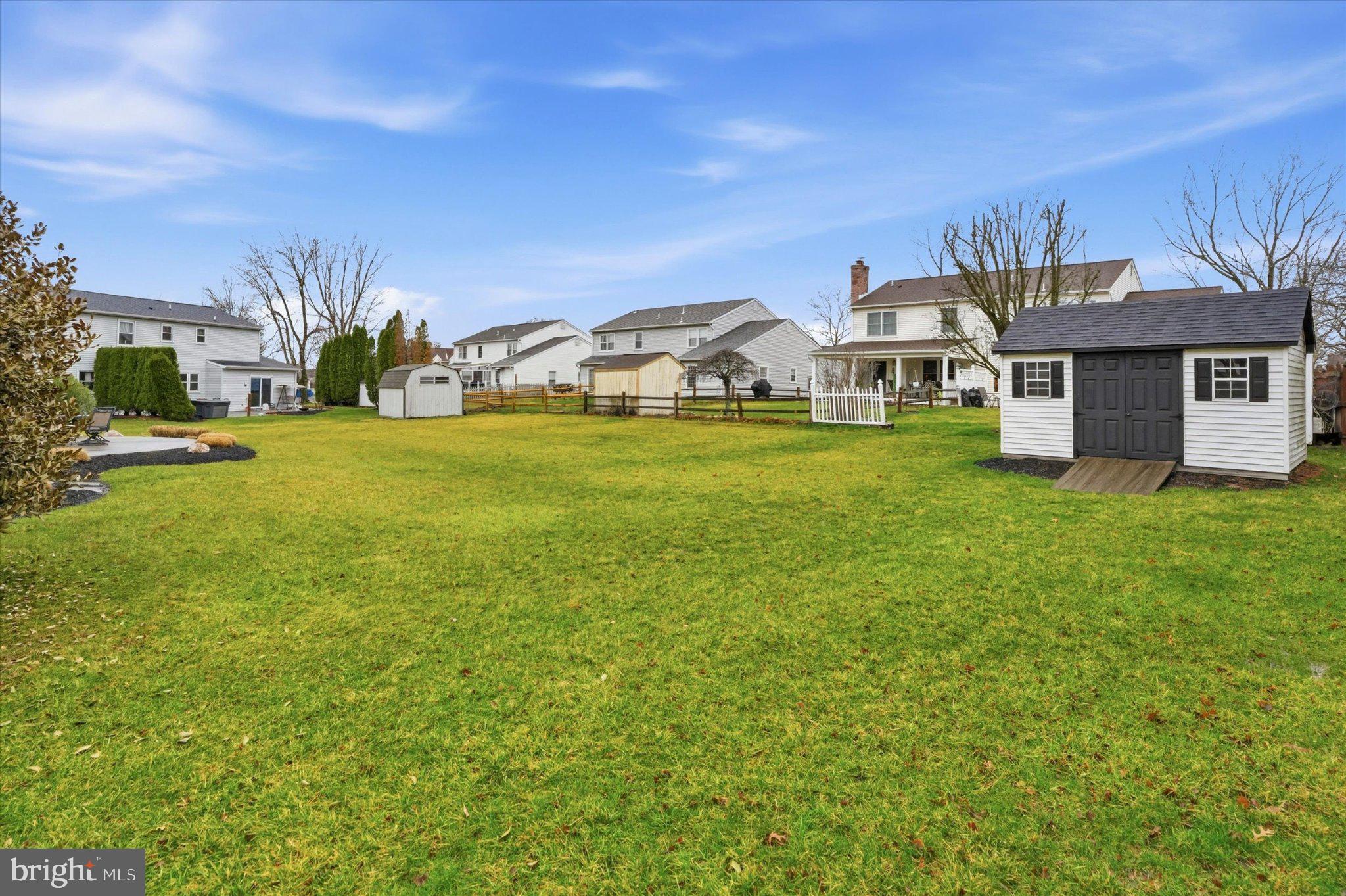 STERLING KNOLL - Residential