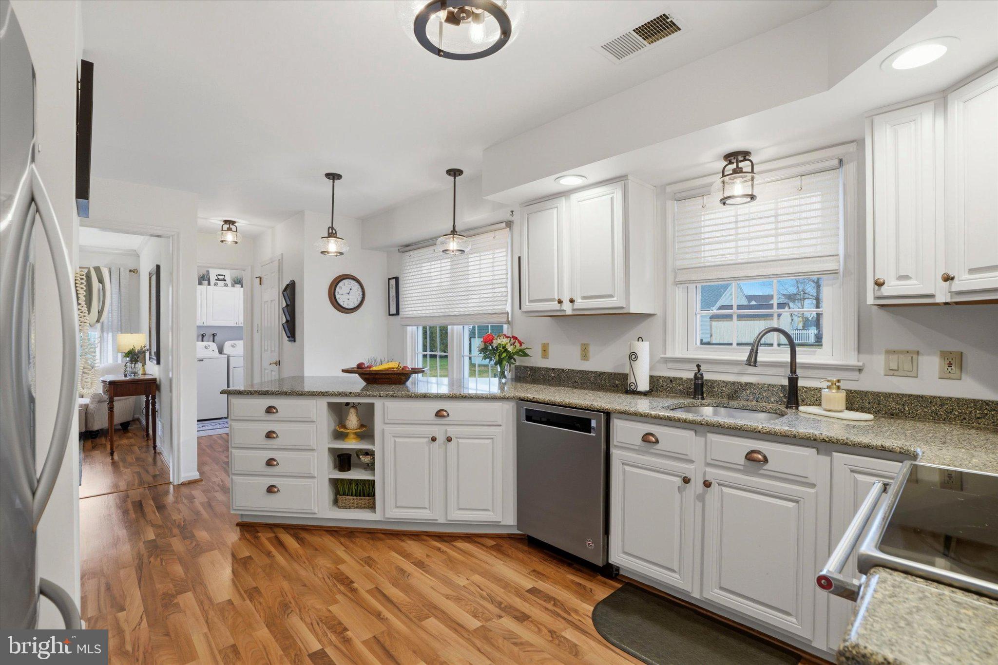 STERLING KNOLL - Residential