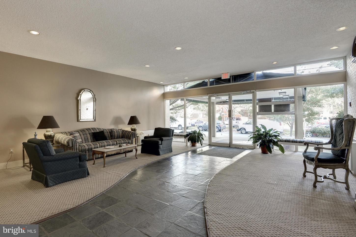 4720 CHEVY CHASE DR - Residential