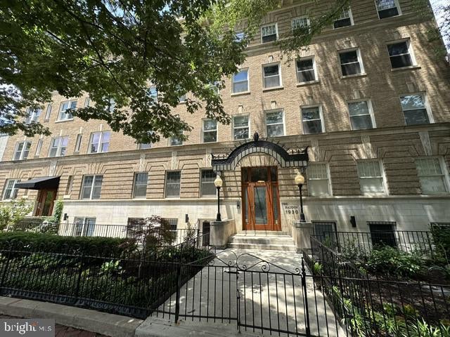 1930 NW NEW HAMPSHIRE AVENUE NW 22