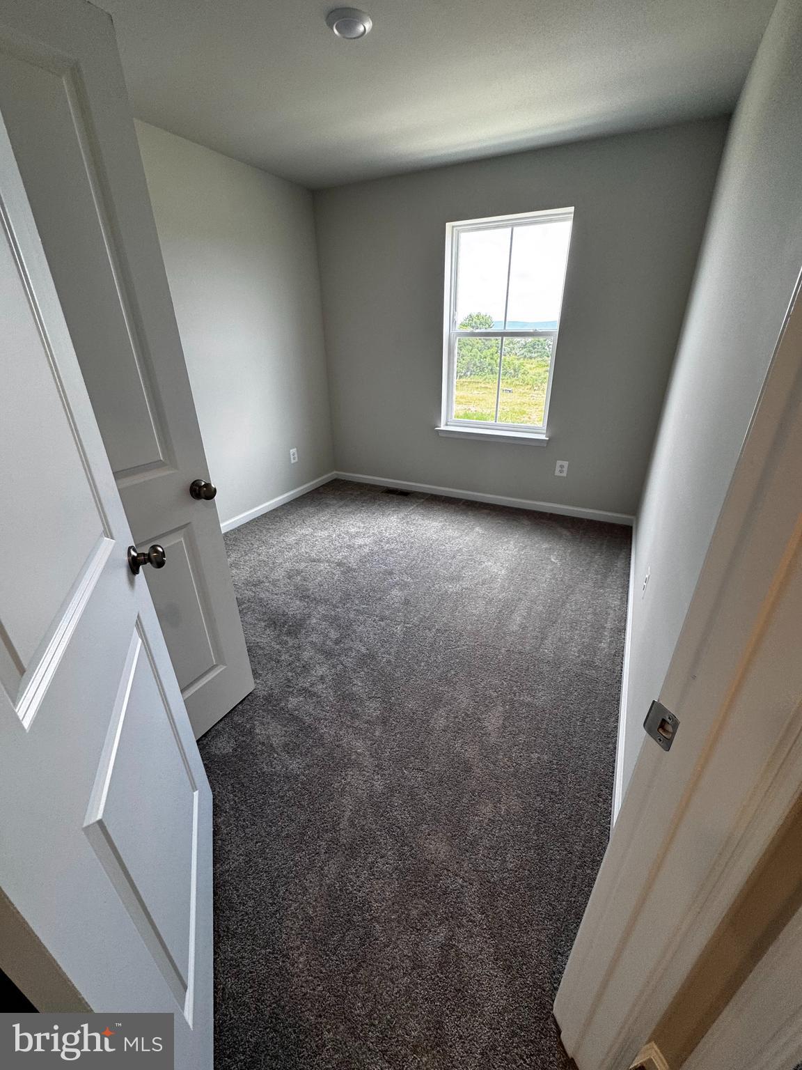 RED CLOVER MEADOWS - Residential Lease