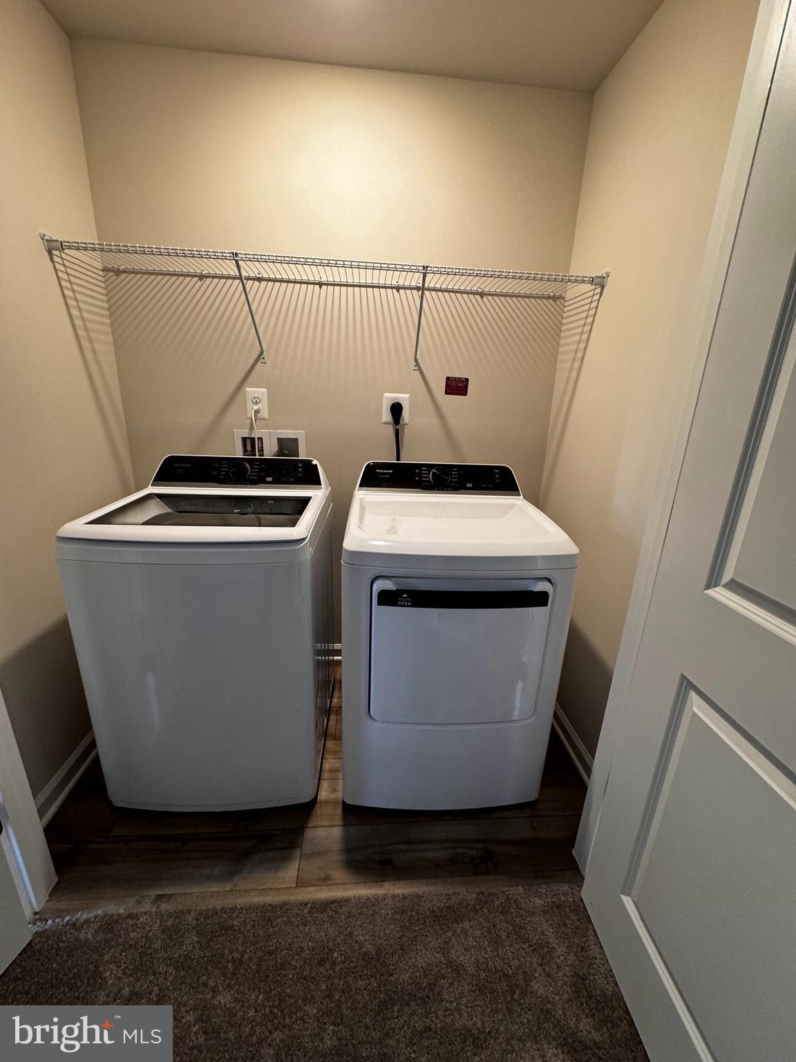 RED CLOVER MEADOWS - Residential Lease