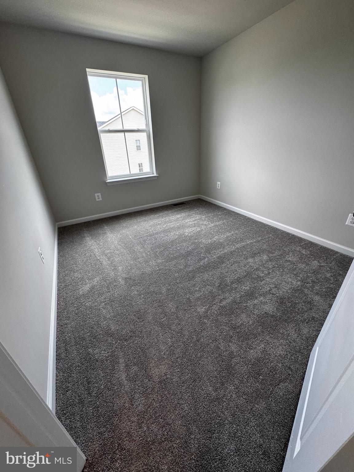 RED CLOVER MEADOWS - Residential Lease