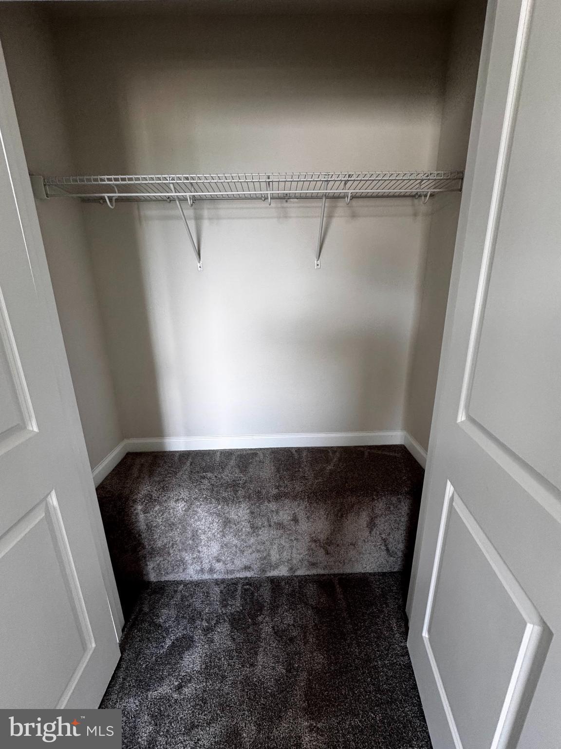 RED CLOVER MEADOWS - Residential Lease