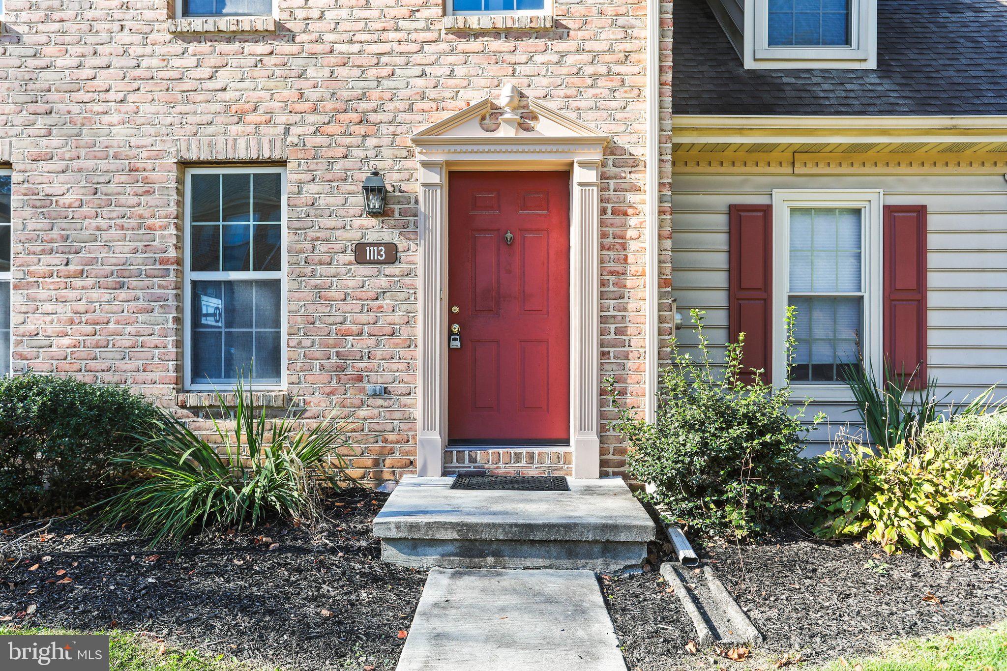 1113 SKYVIEW DRIVE 1113
