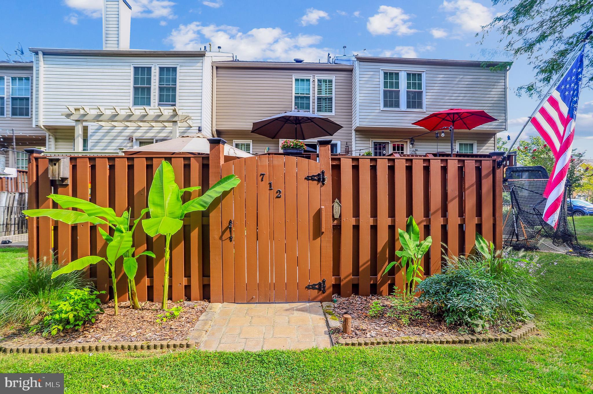 WEST COURTS AT PINEY ORCHARD - Residential