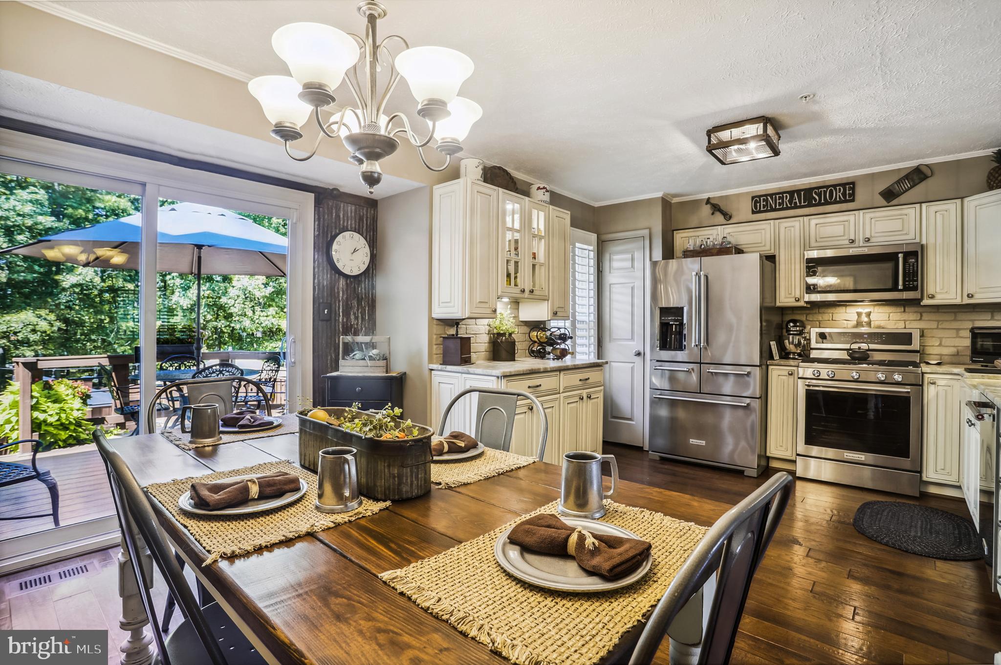 WEST COURTS AT PINEY ORCHARD - Residential