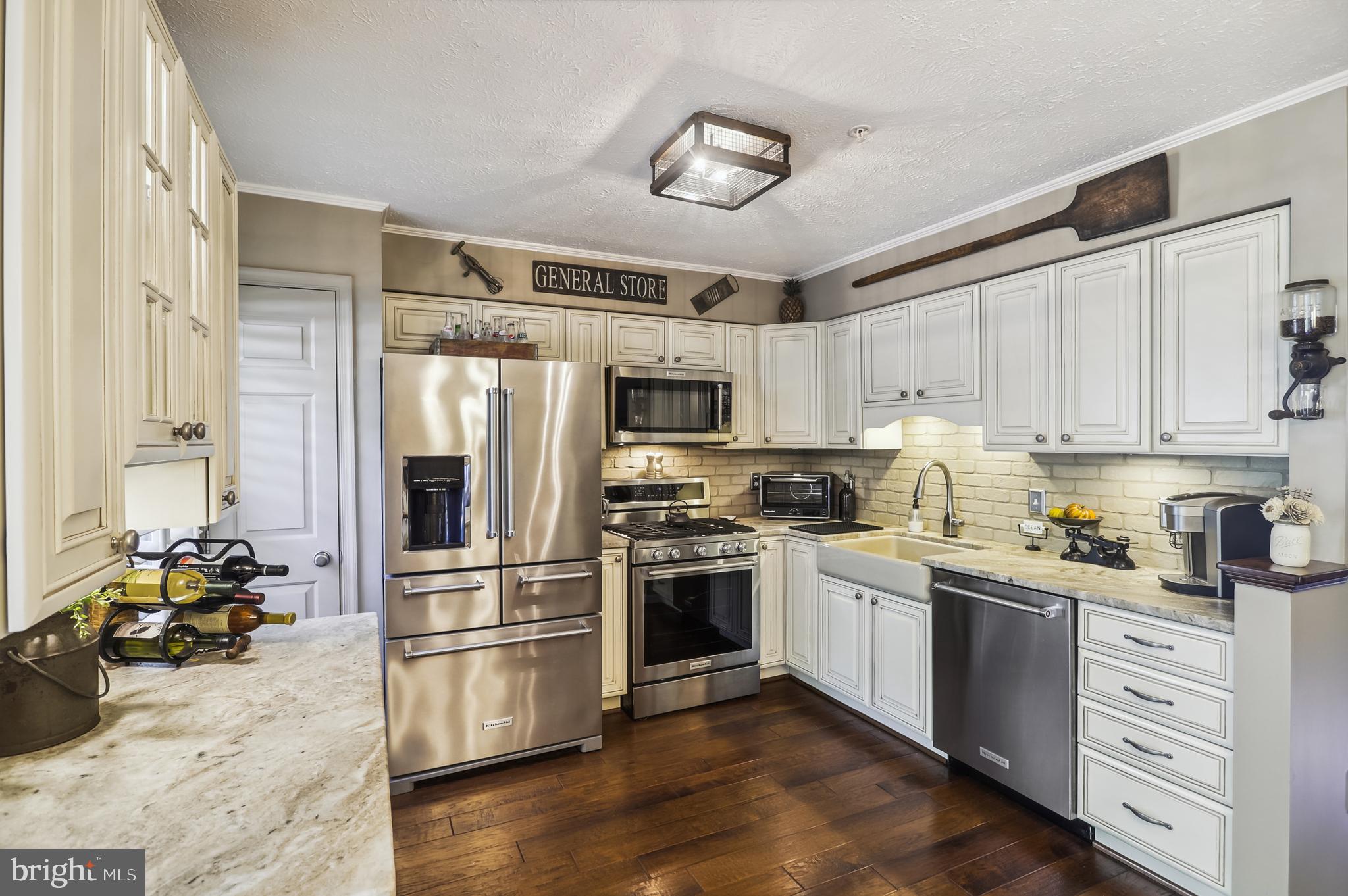 WEST COURTS AT PINEY ORCHARD - Residential