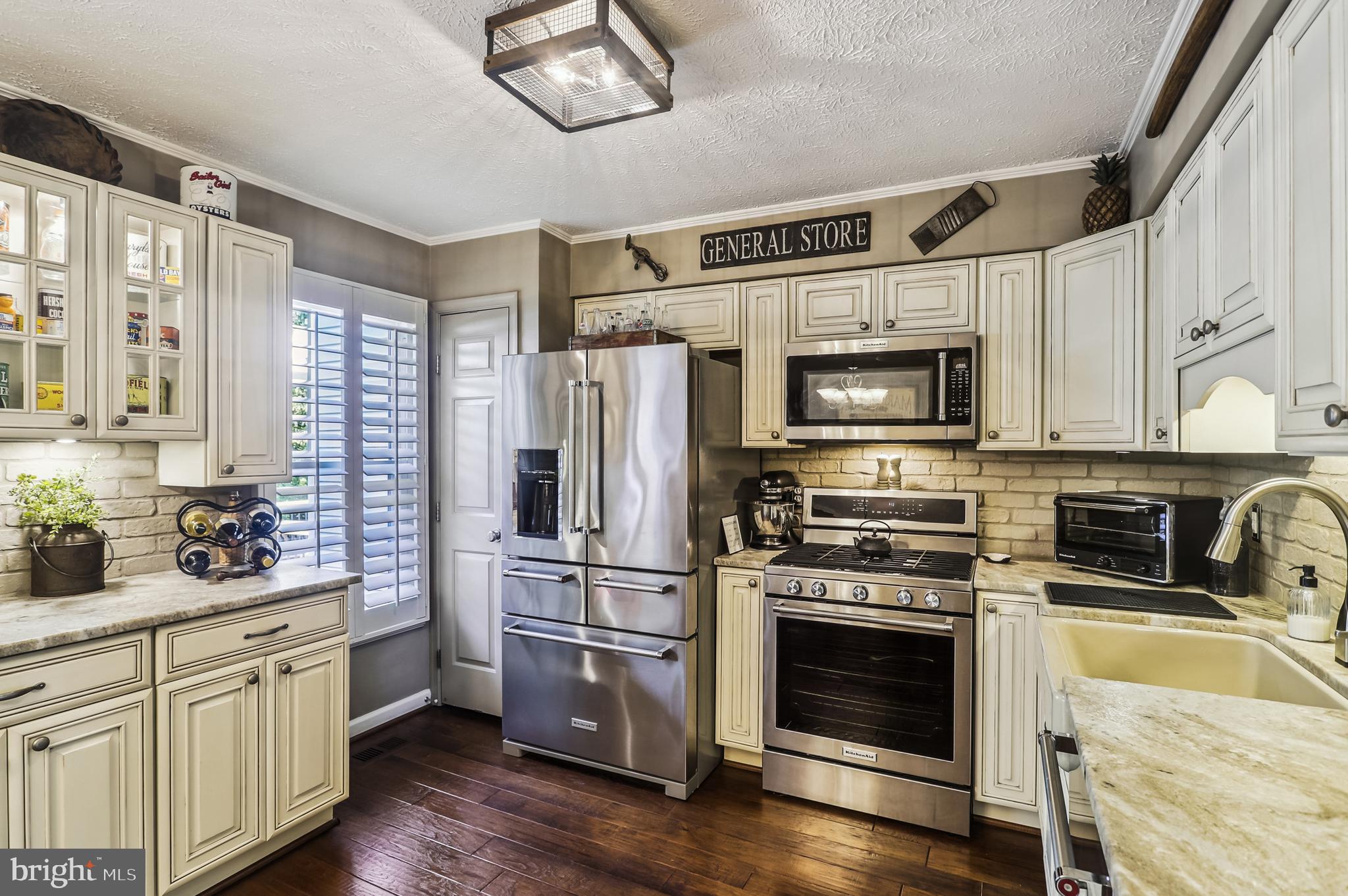 WEST COURTS AT PINEY ORCHARD - Residential