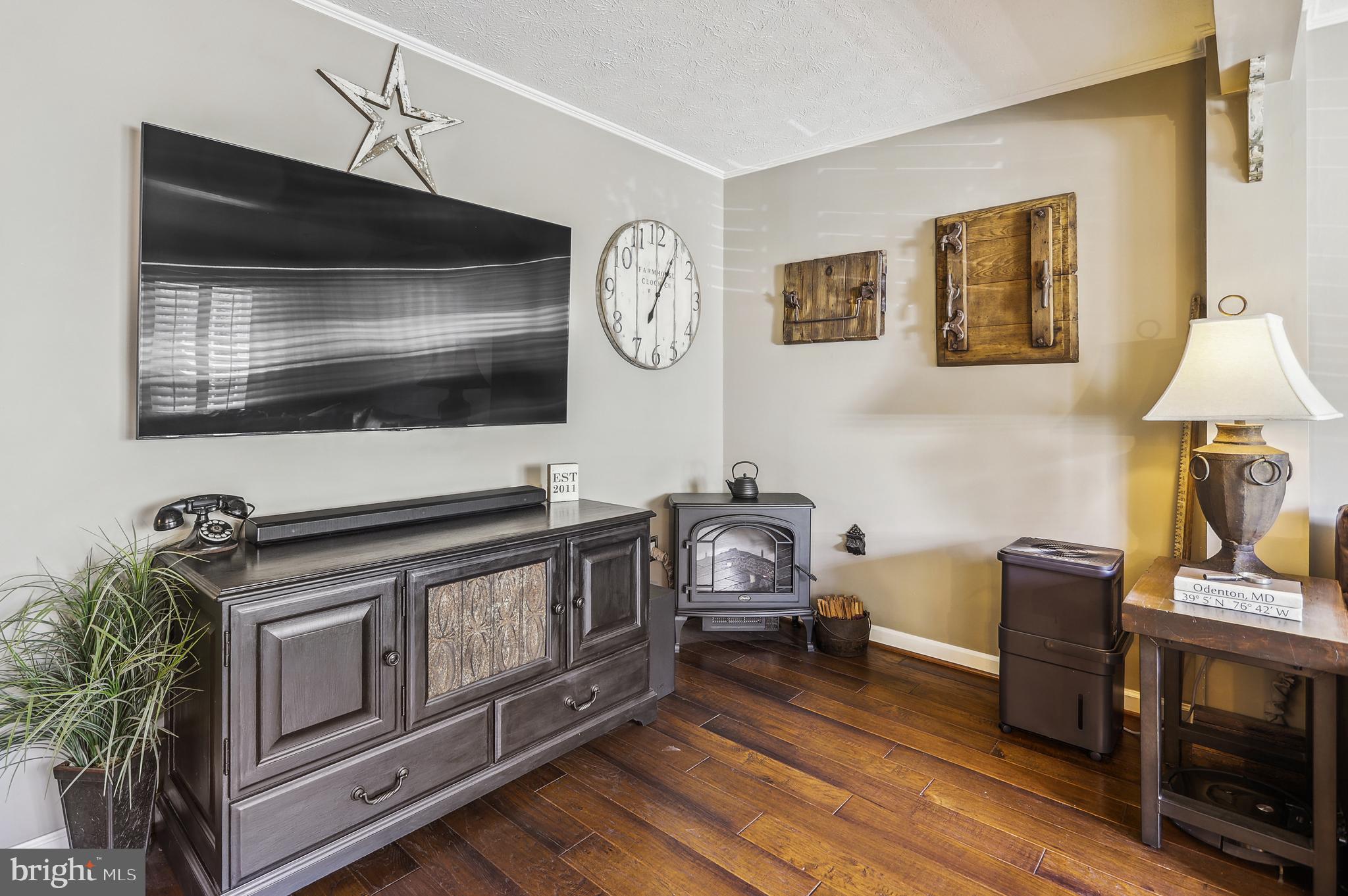 WEST COURTS AT PINEY ORCHARD - Residential