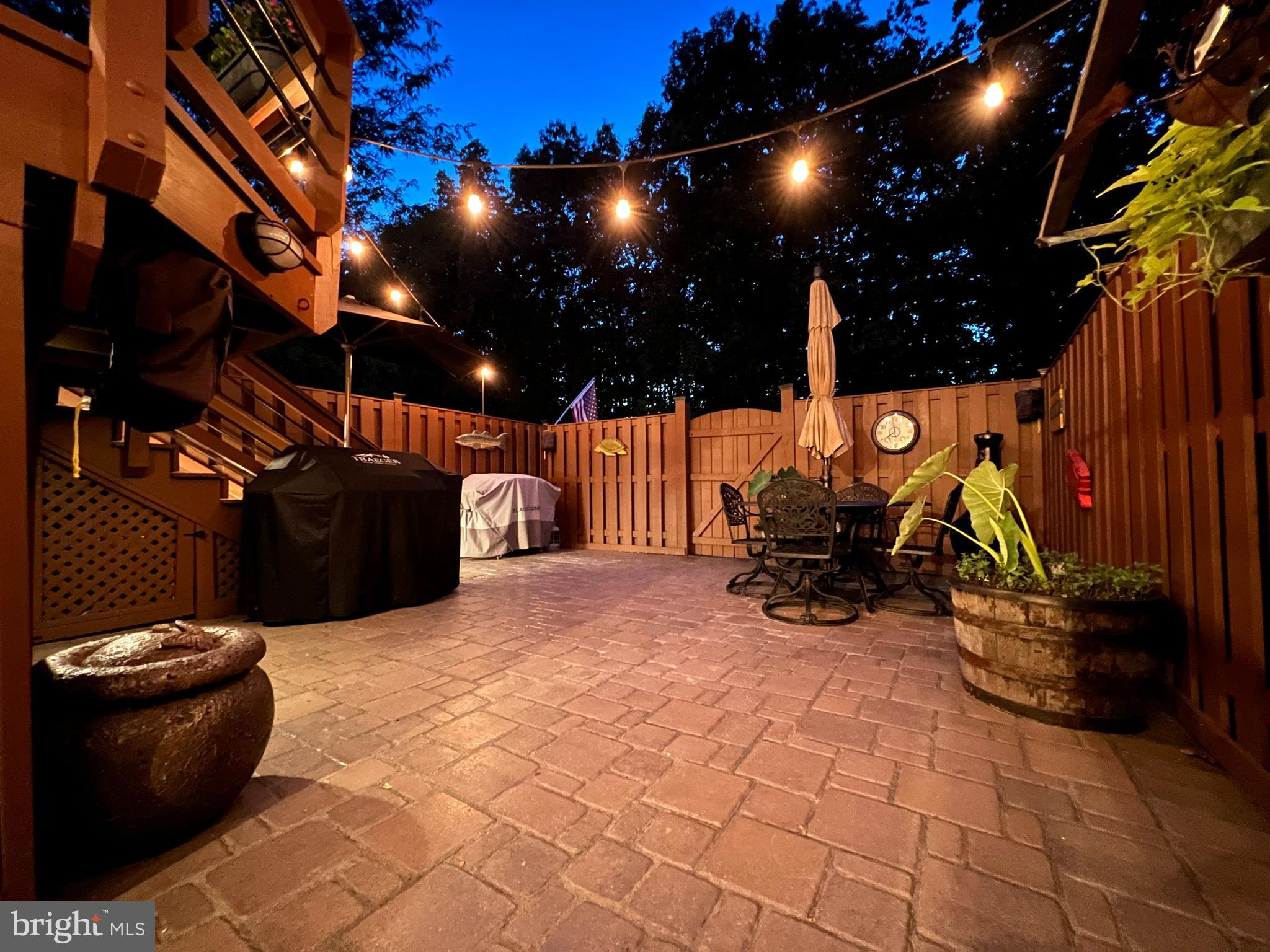 WEST COURTS AT PINEY ORCHARD - Residential