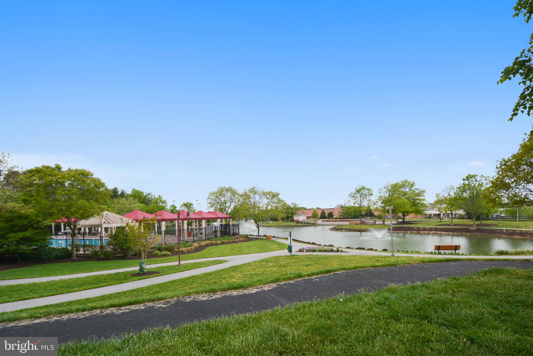 WEST COURTS AT PINEY ORCHARD - Residential
