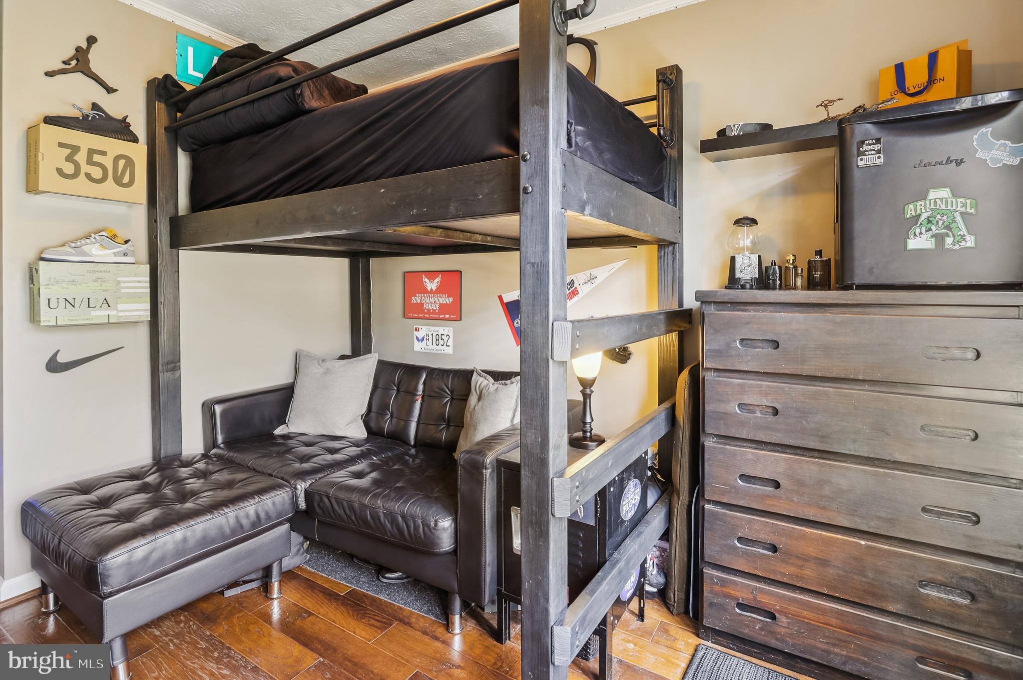 WEST COURTS AT PINEY ORCHARD - Residential