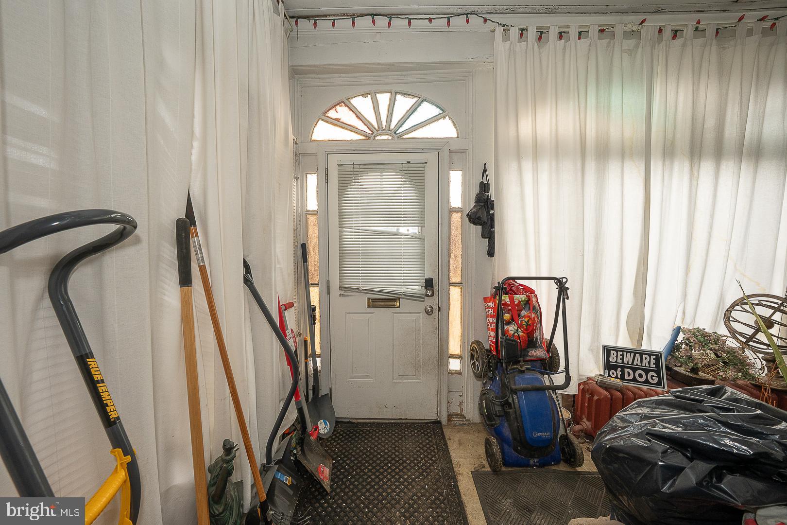 1534 N FELTON STREET