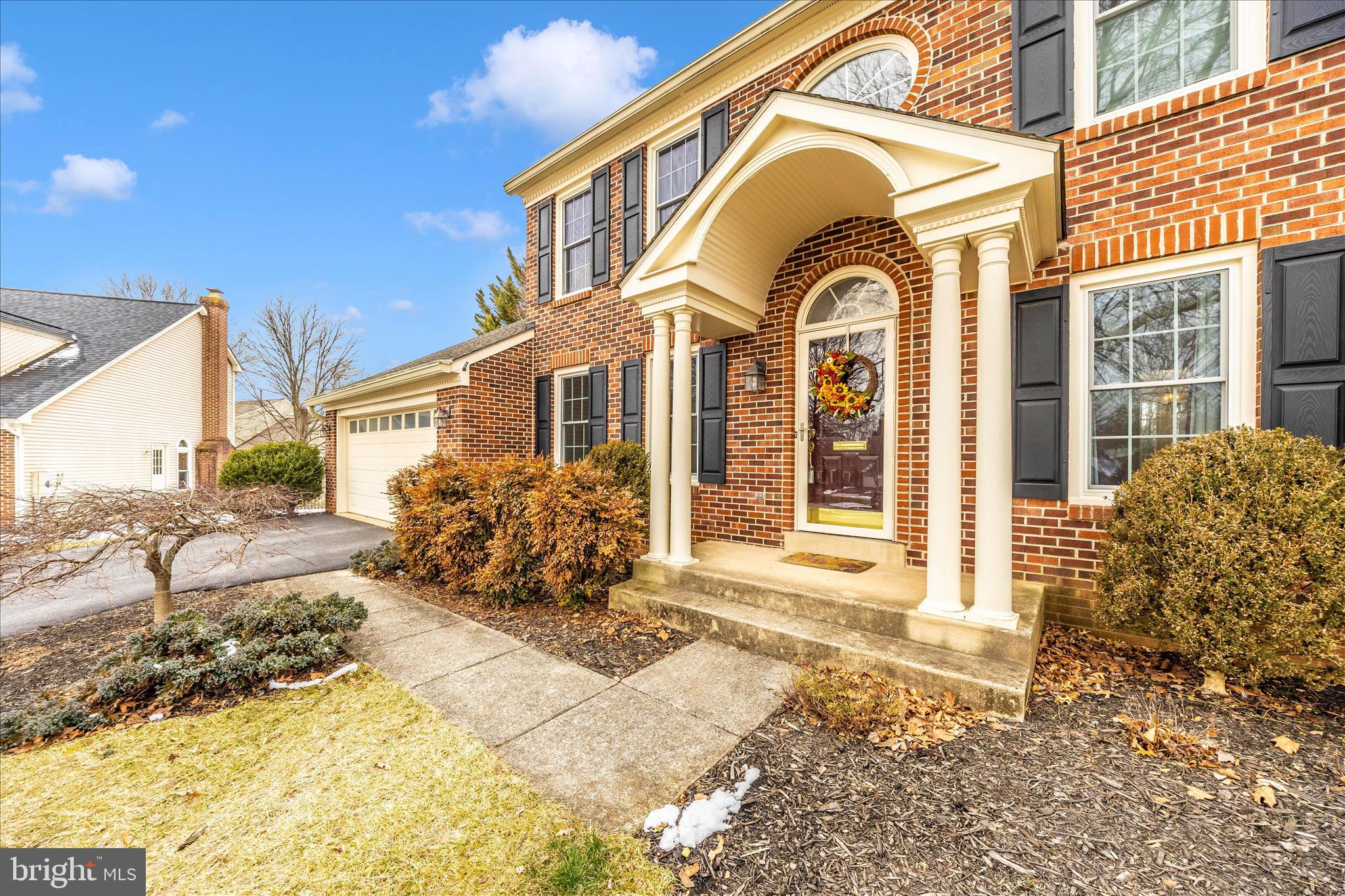 SPRING RIDGE - Residential