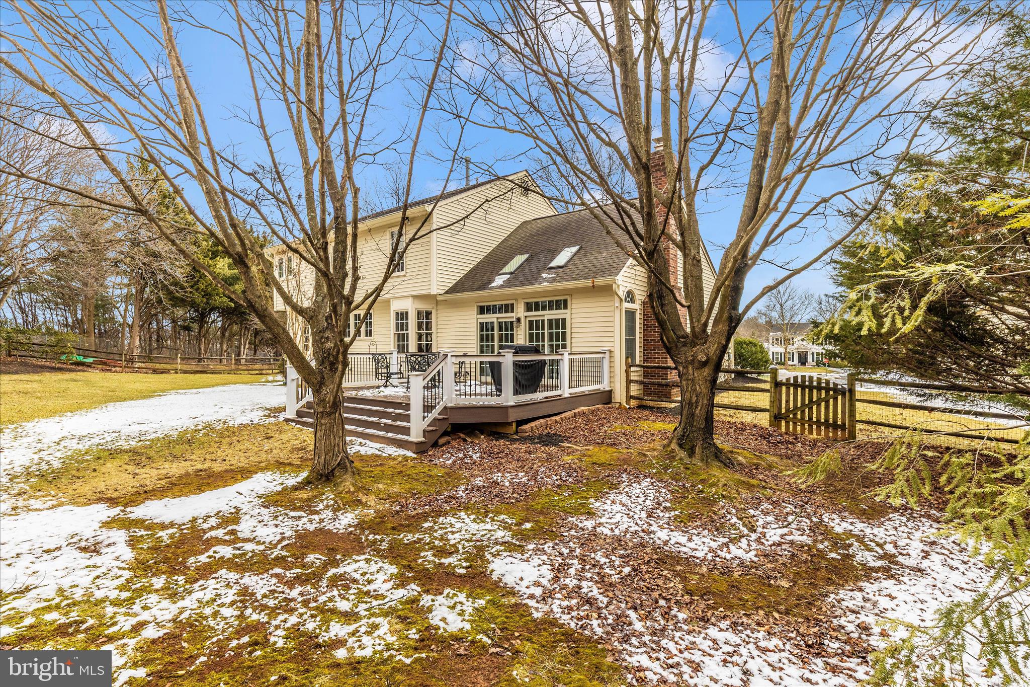 SPRING RIDGE - Residential